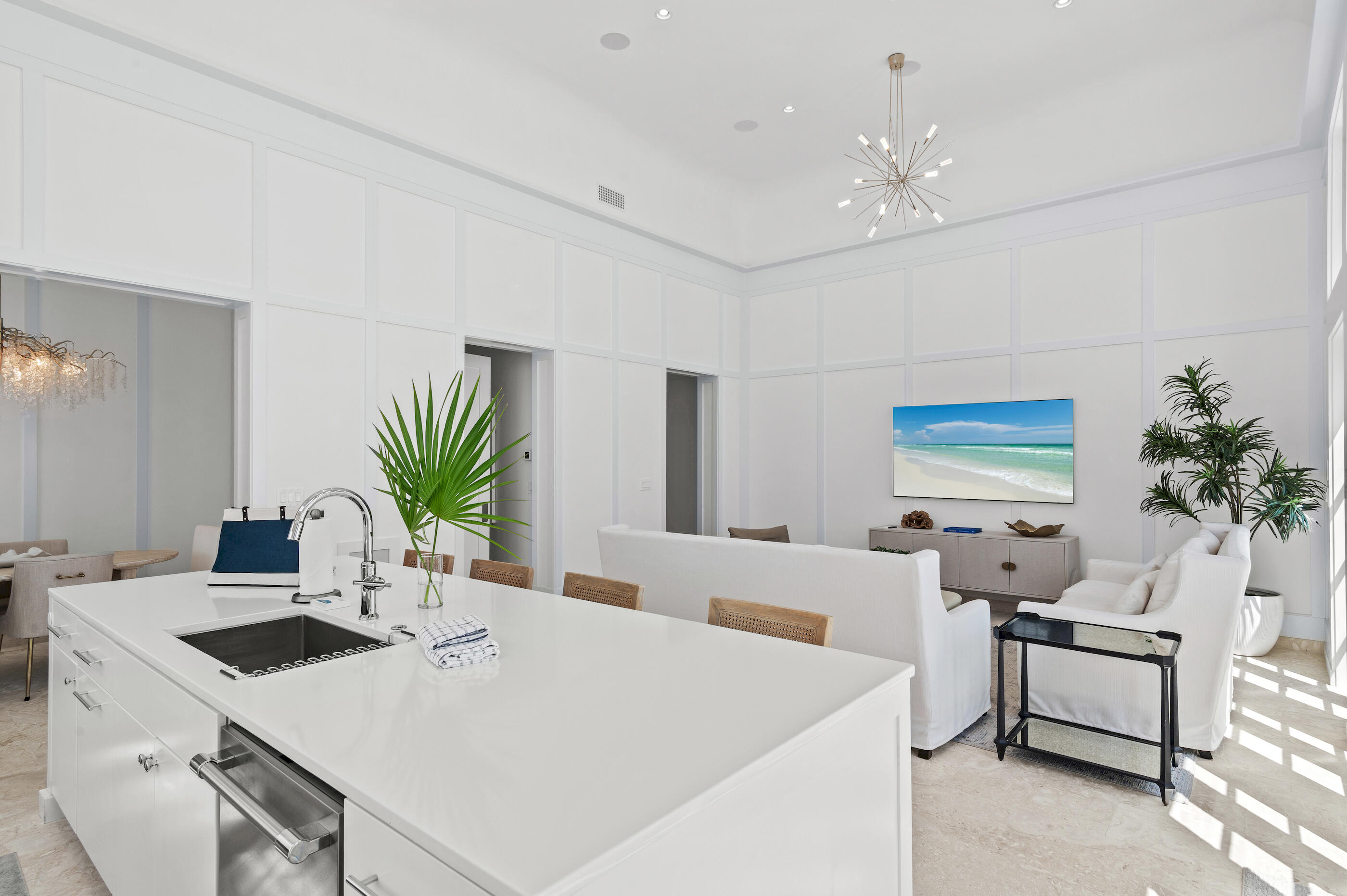 ALYS BEACH - Residential