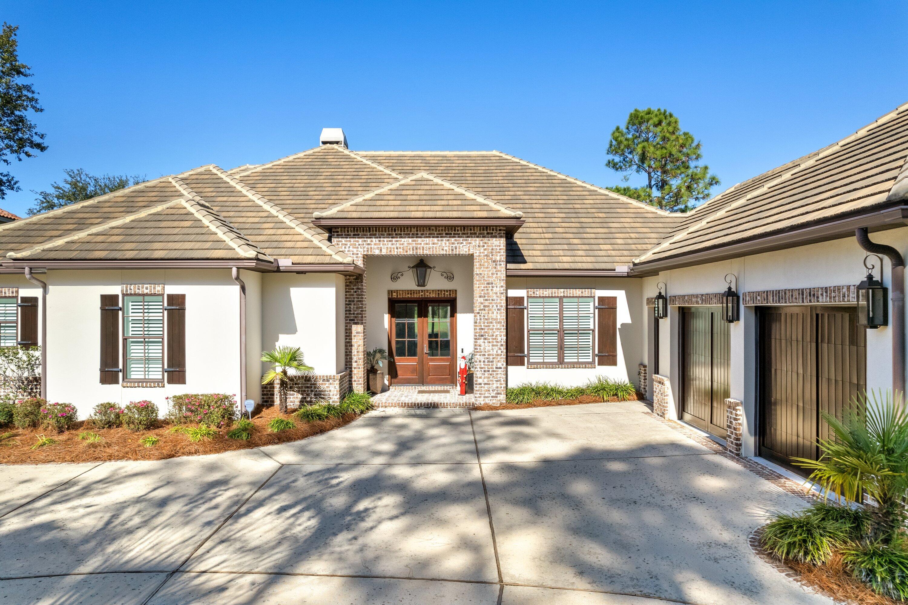 BURNT PINE - Residential
