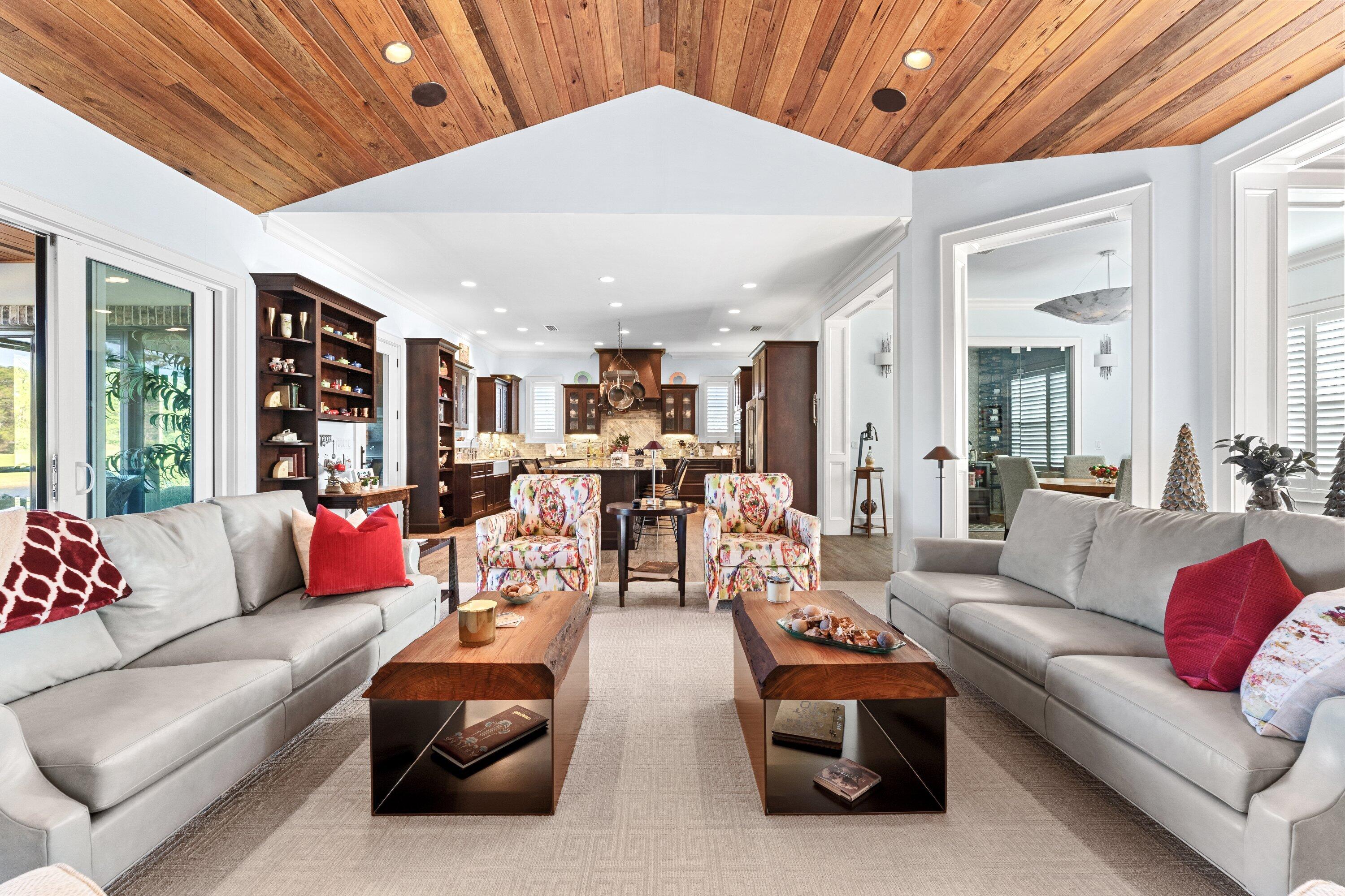 BURNT PINE - Residential