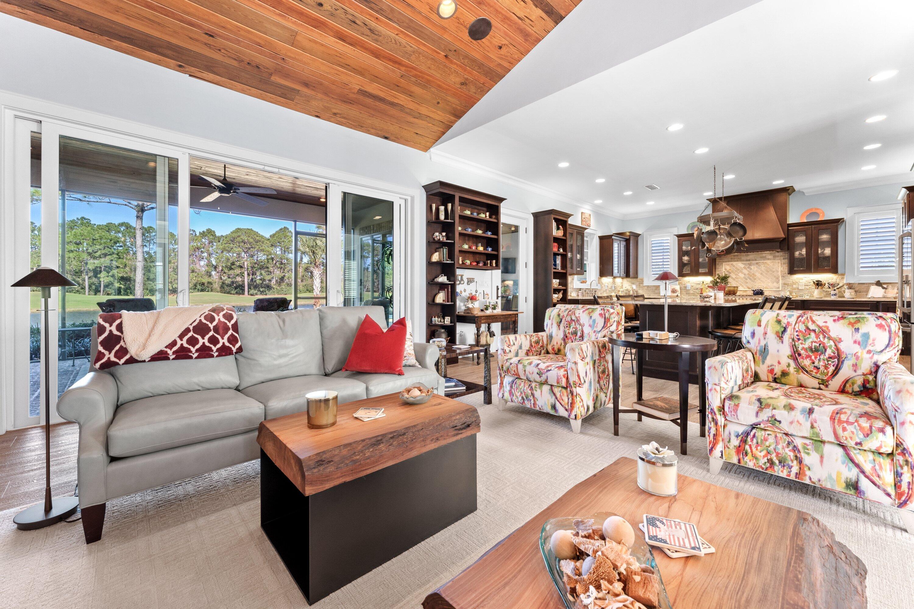 BURNT PINE - Residential