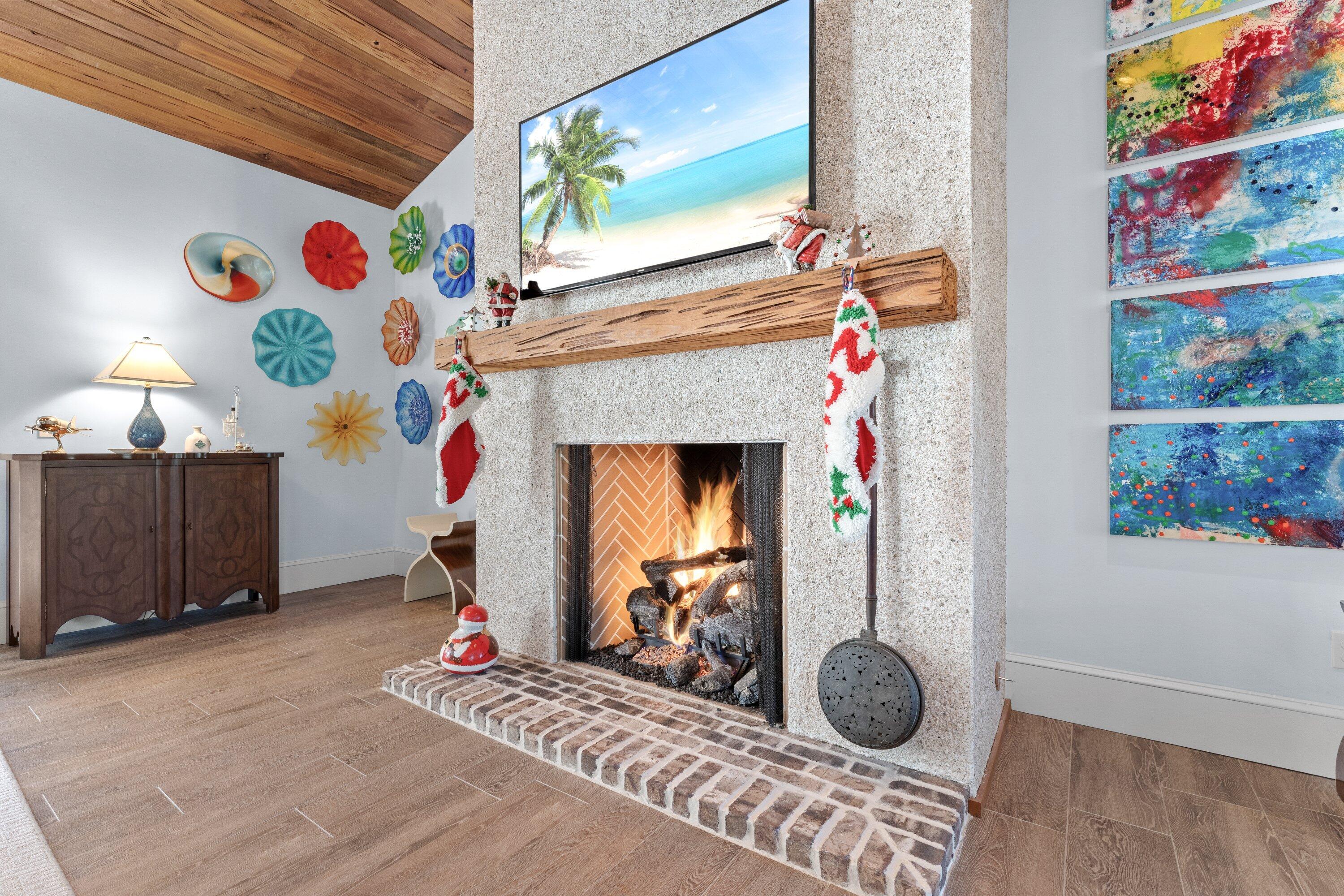 BURNT PINE - Residential