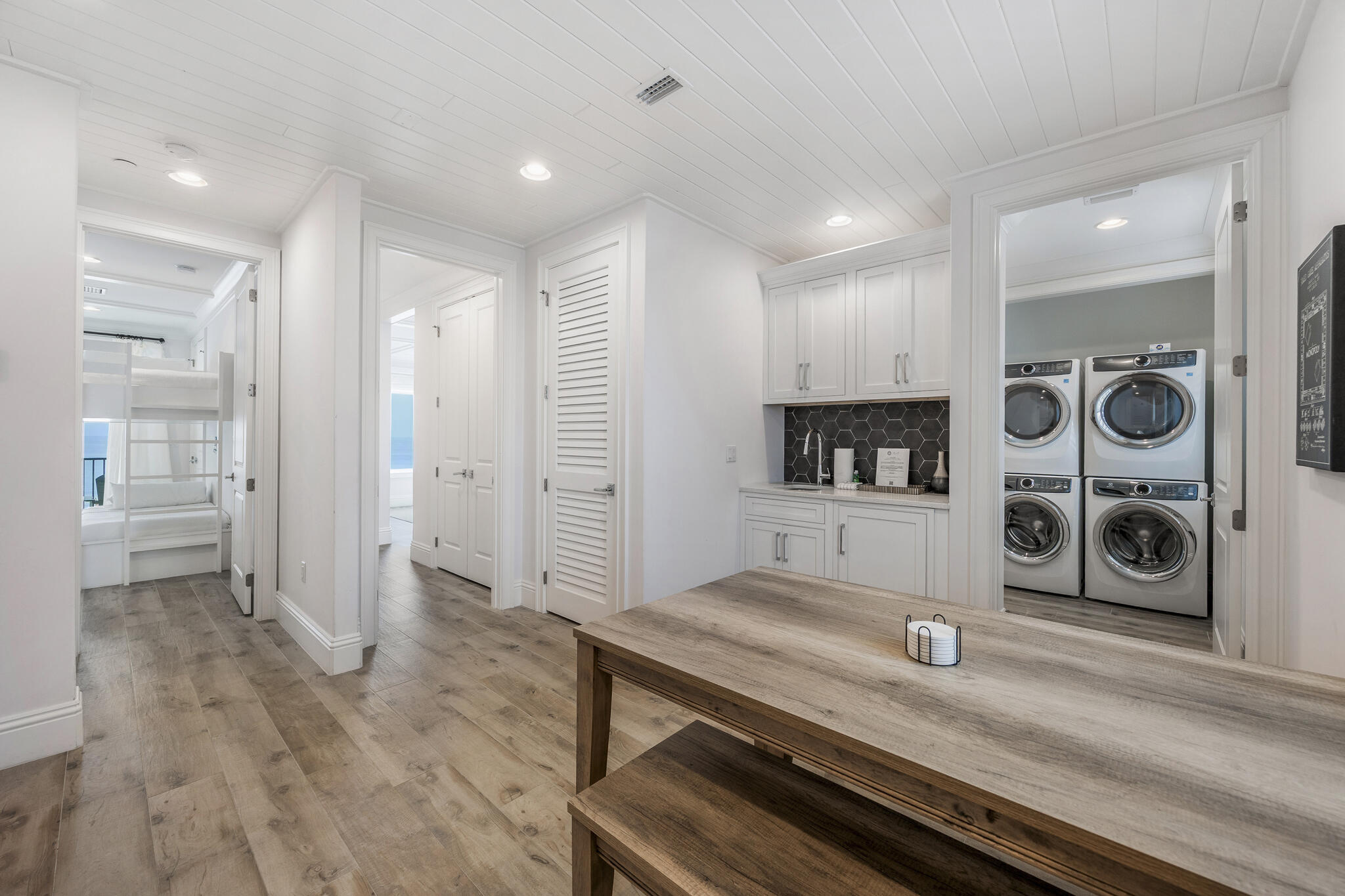 BEACHSIDE ESTATES - Residential