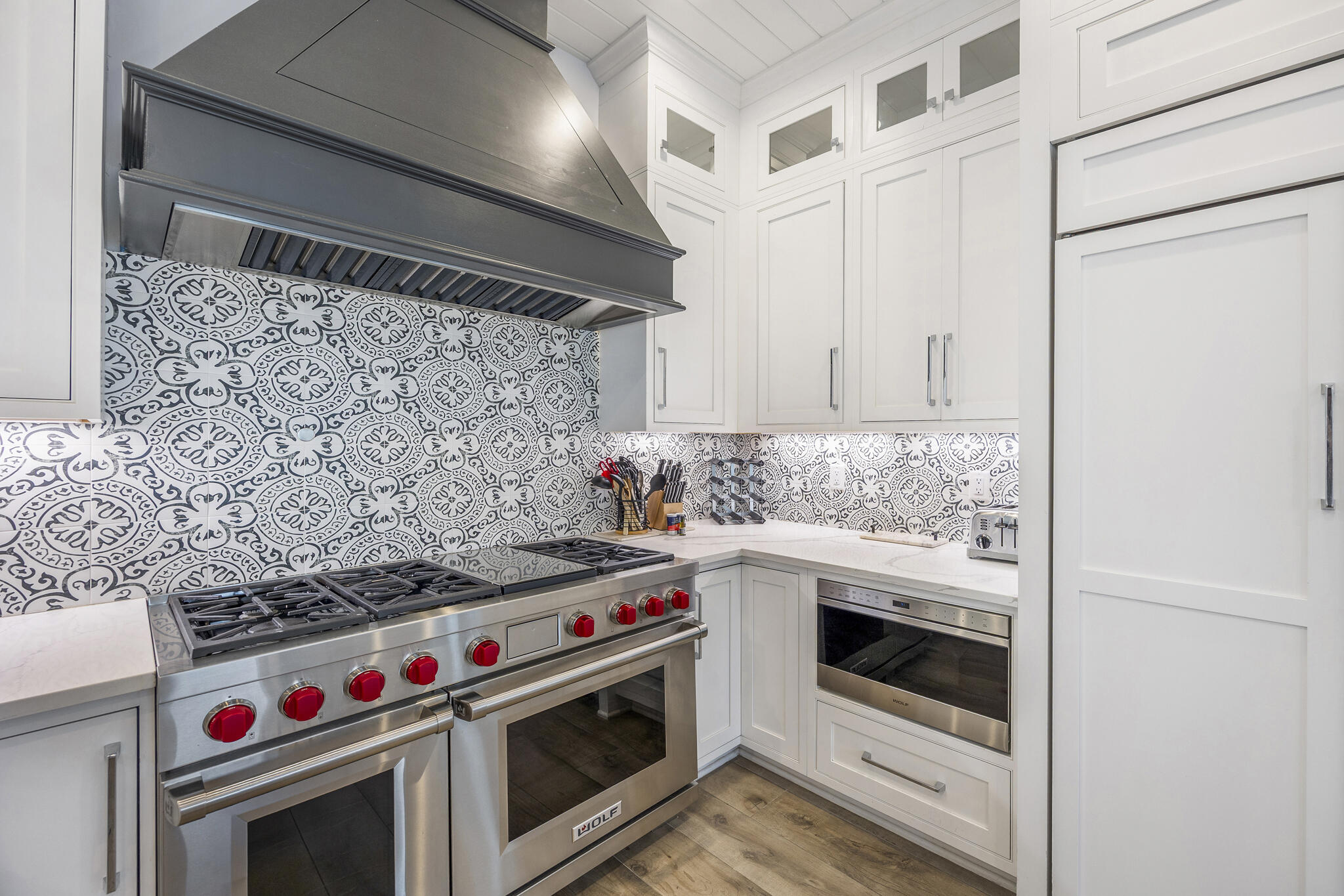 BEACHSIDE ESTATES - Residential