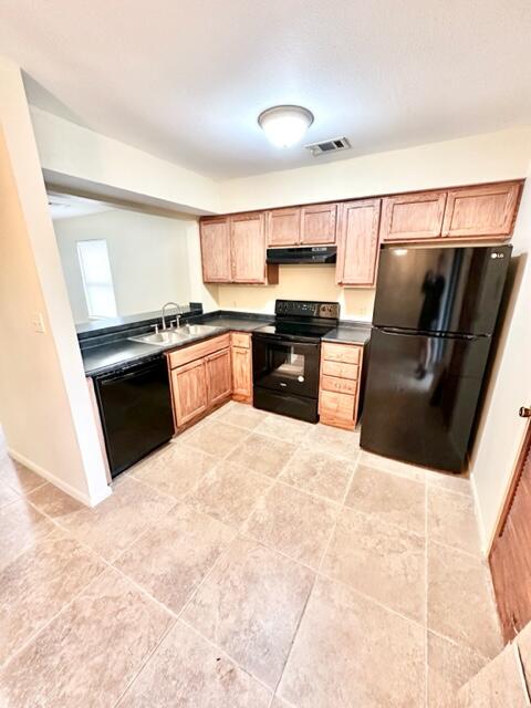 TYNER VILLAS - Residential Lease