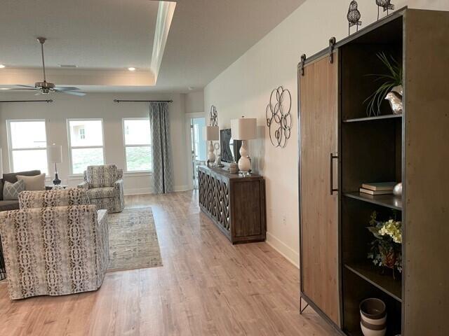 HILLWOOD ESTATES - Residential