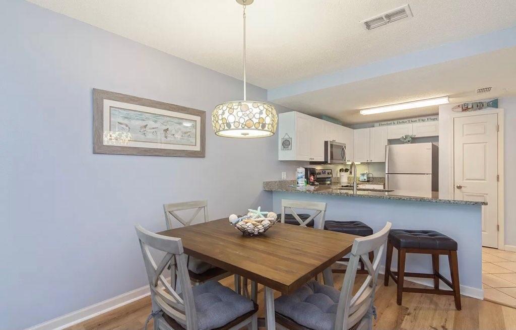 CIBONEY CONDO - Residential