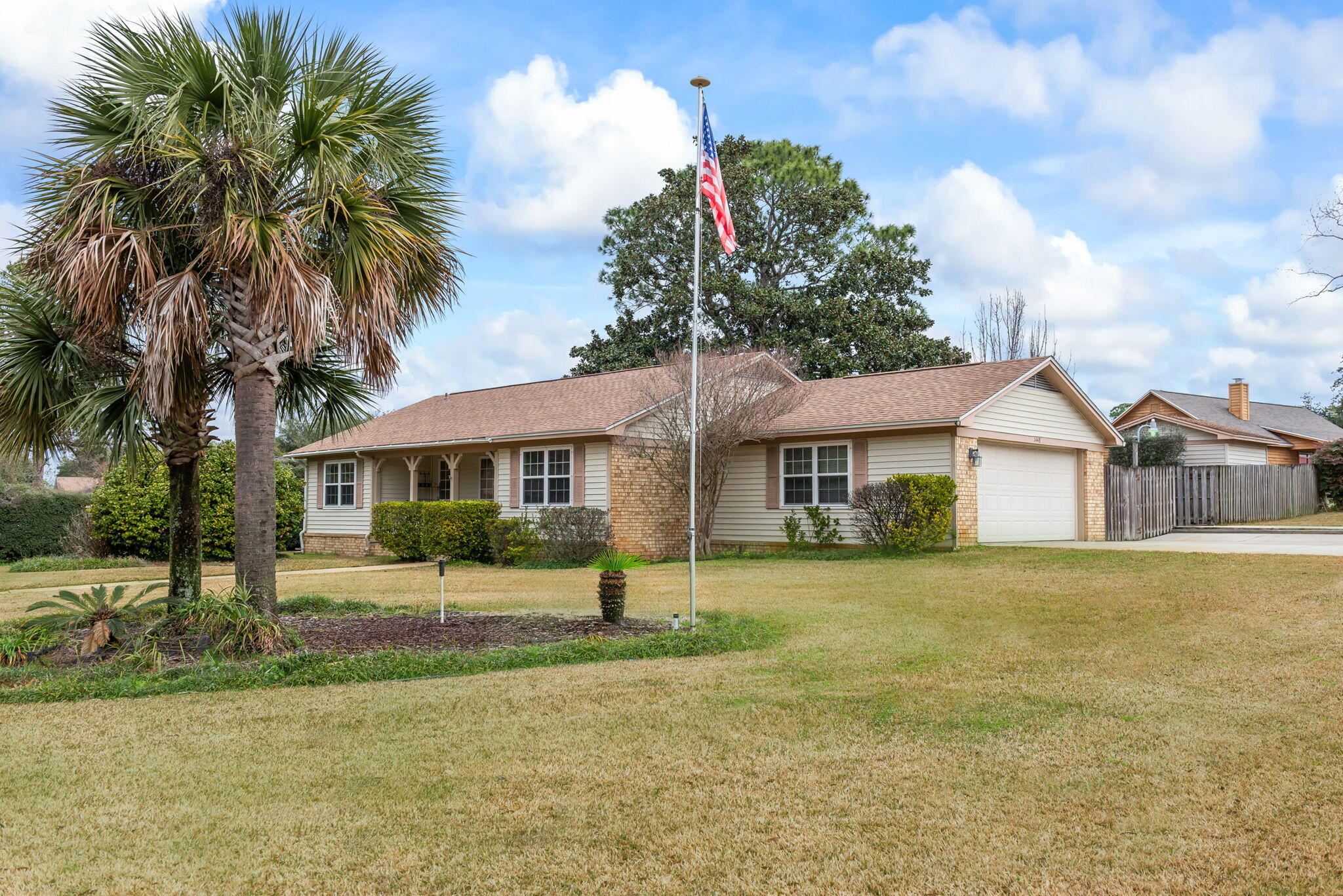 SEABREEZE VILLAS - Residential