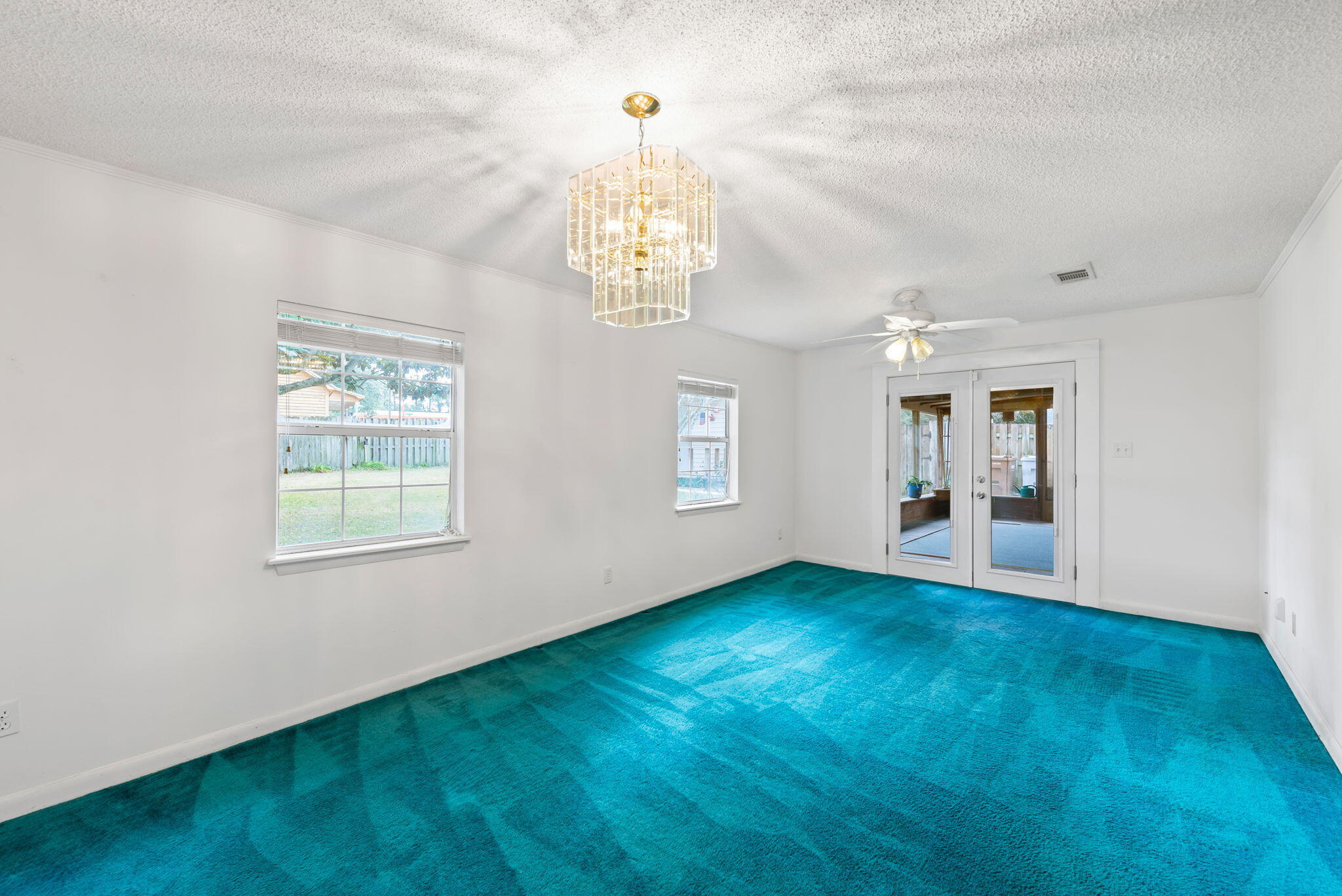 SEABREEZE VILLAS - Residential