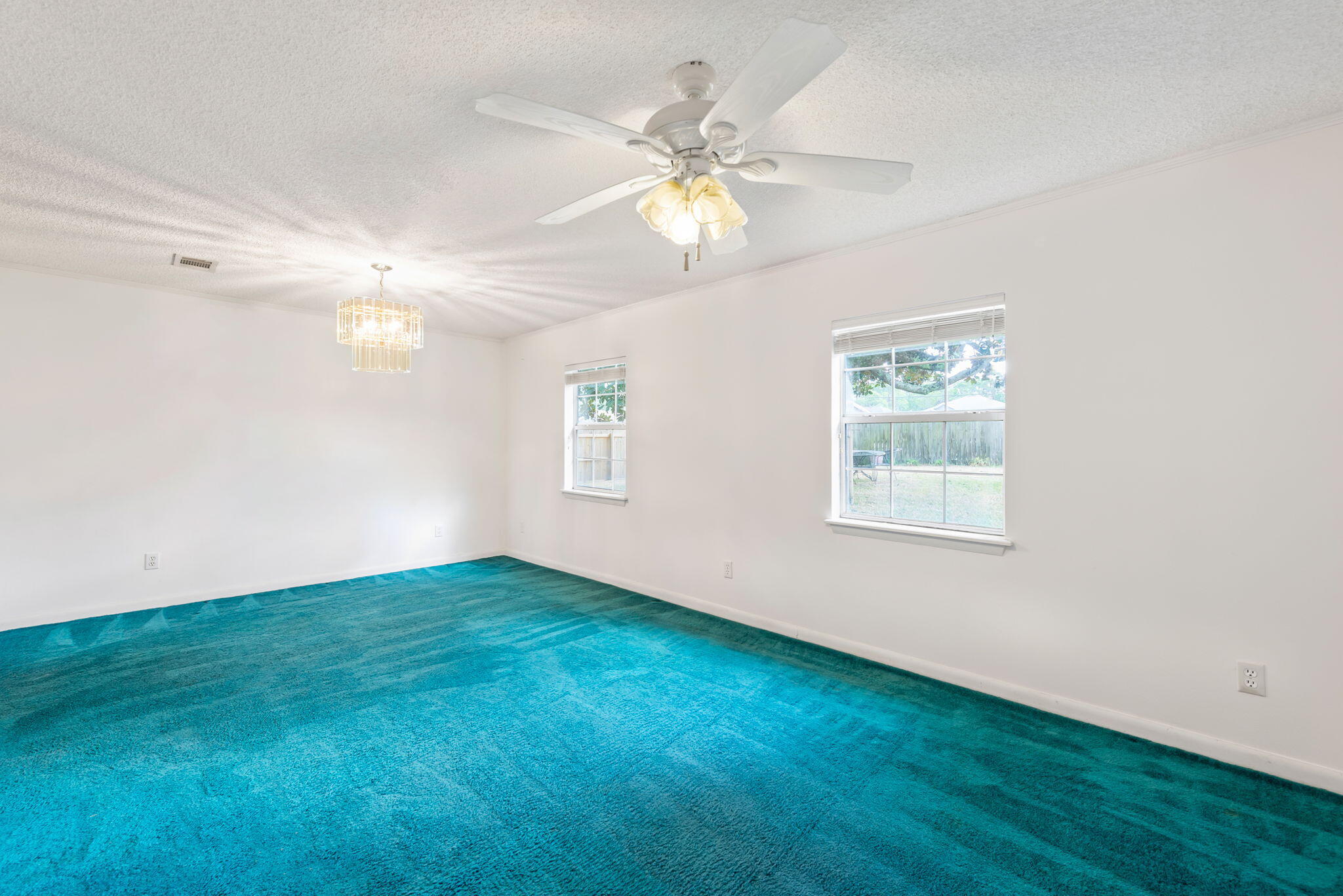 SEABREEZE VILLAS - Residential