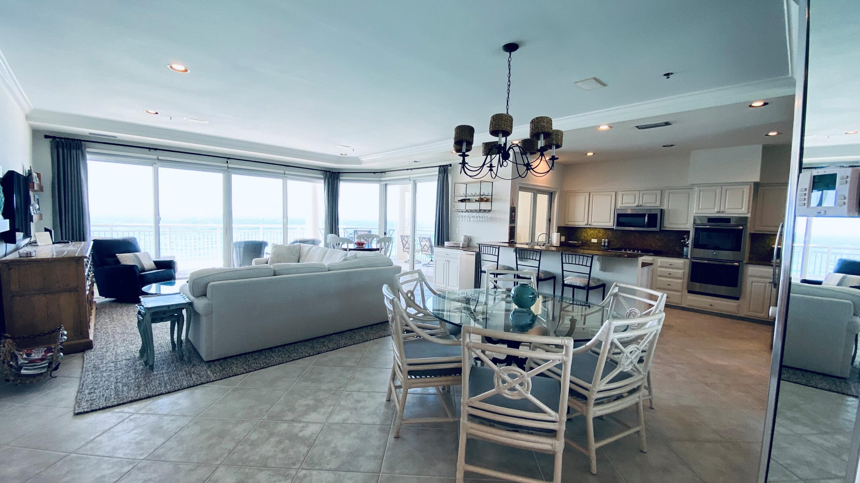 HIDDEN DUNES GRAND VILLAS - Residential