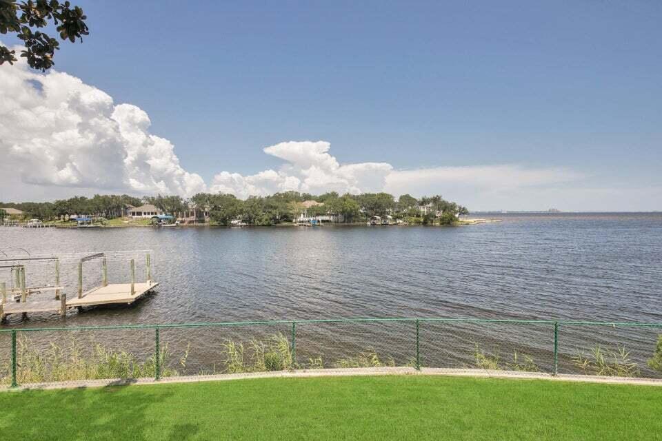 LAKE POINTE - Residential