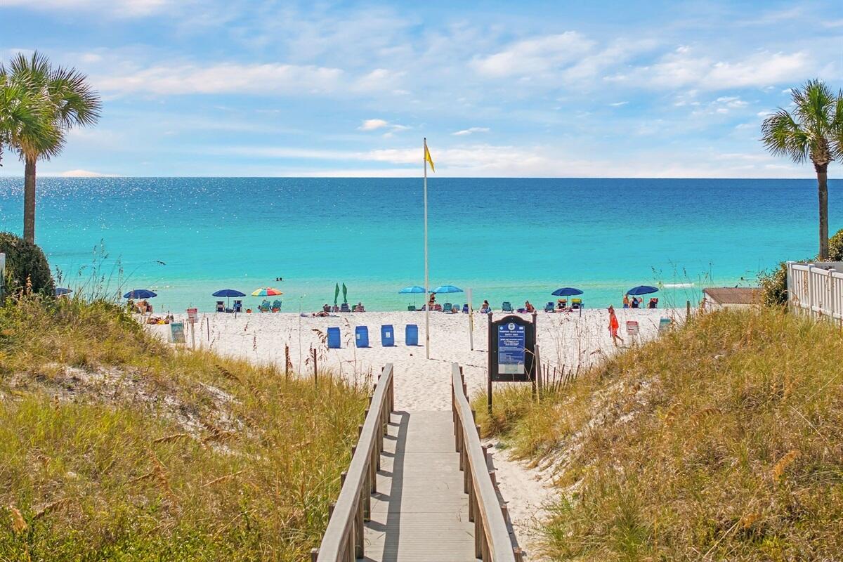 CRYSTAL BEACH - Residential