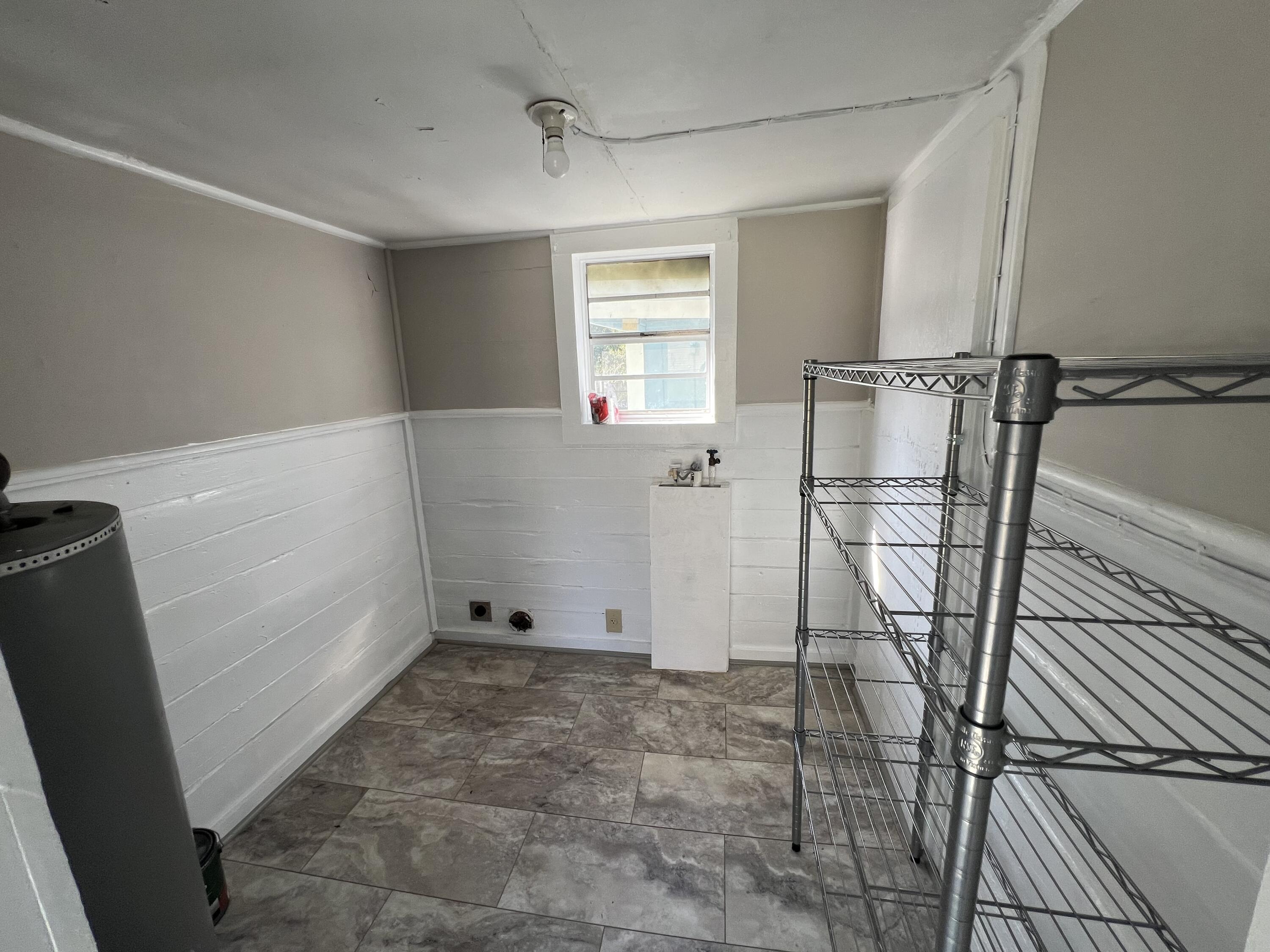 OAK PARK - Residential Lease