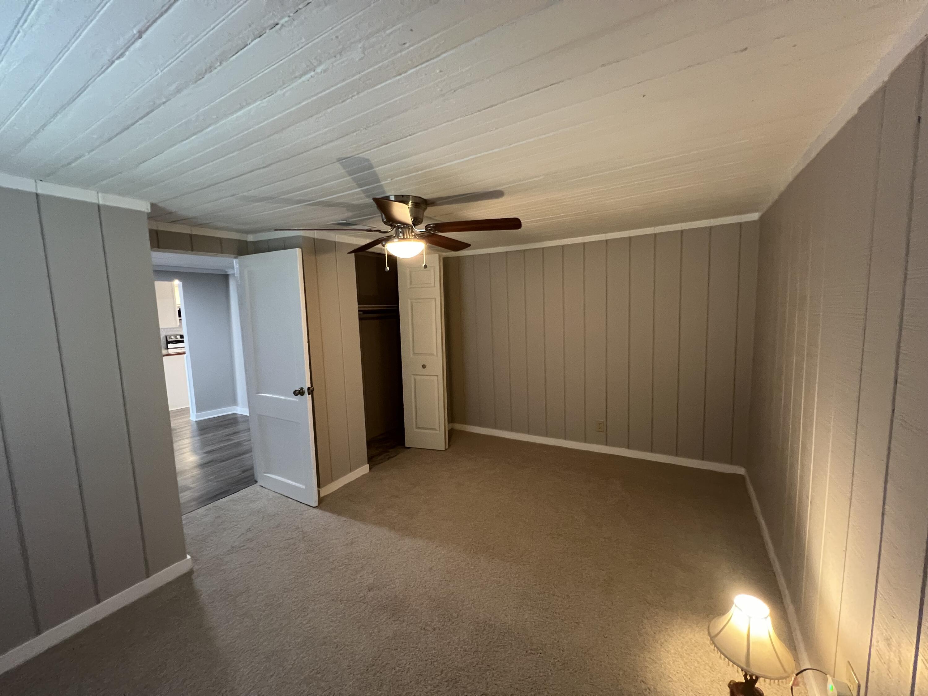 OAK PARK - Residential Lease