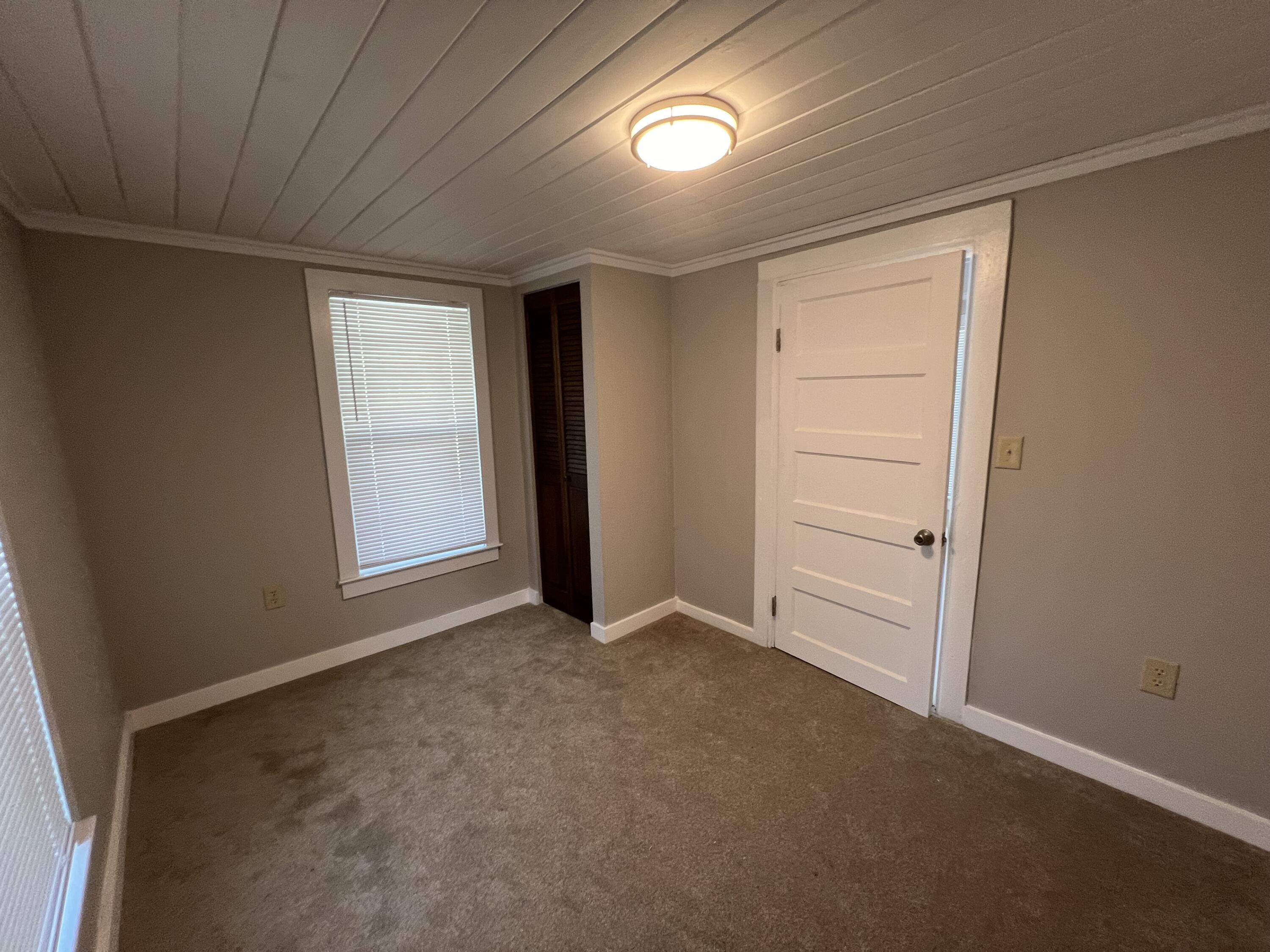 OAK PARK - Residential Lease