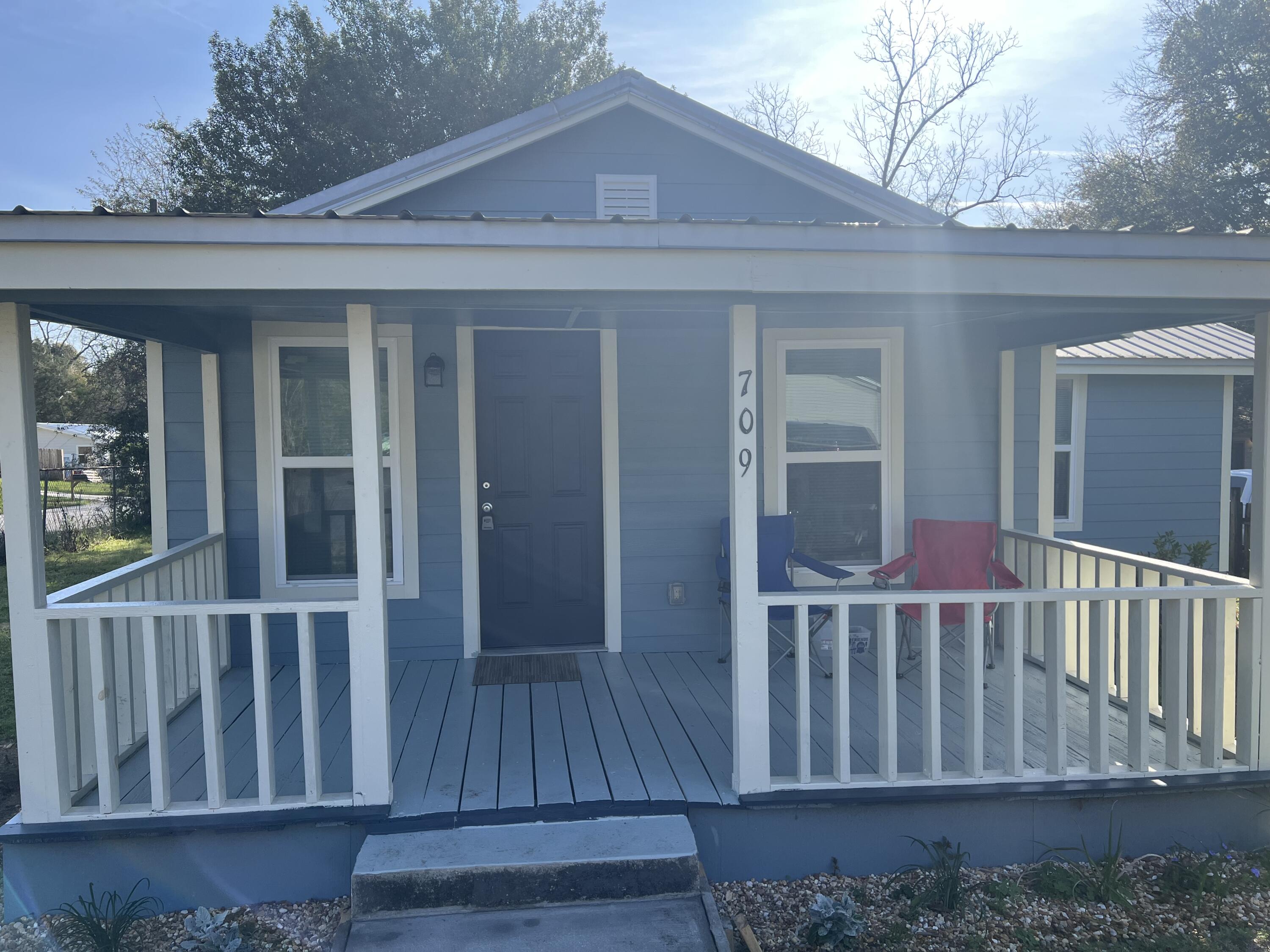 OAK PARK - Residential Lease