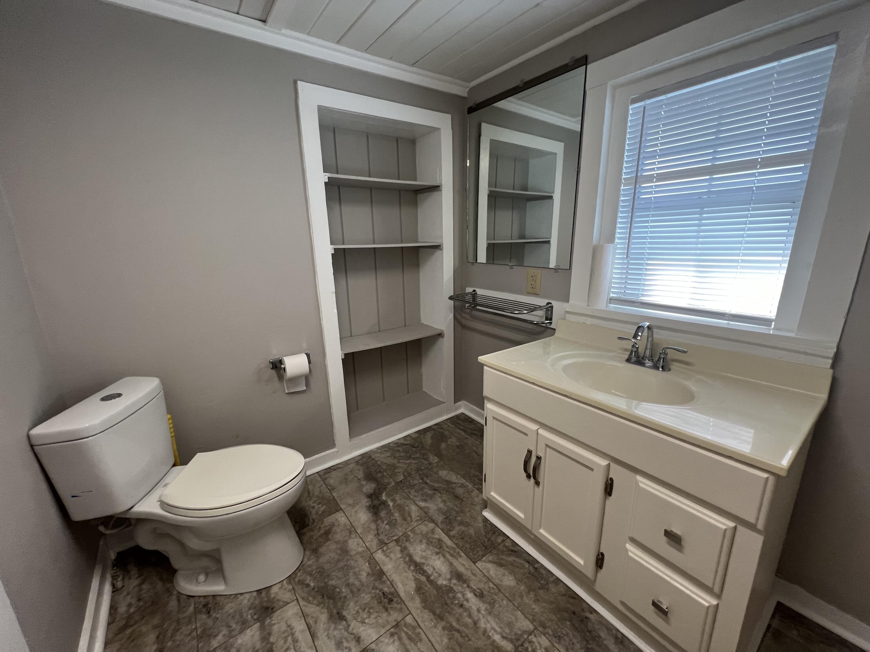 OAK PARK - Residential Lease