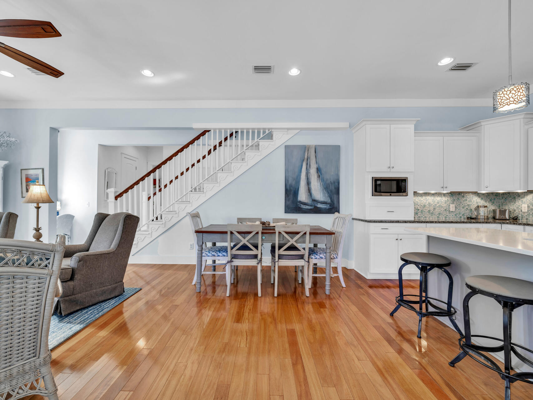 LAKESIDE AT BLUE MOUNTAIN BEACH - Residential