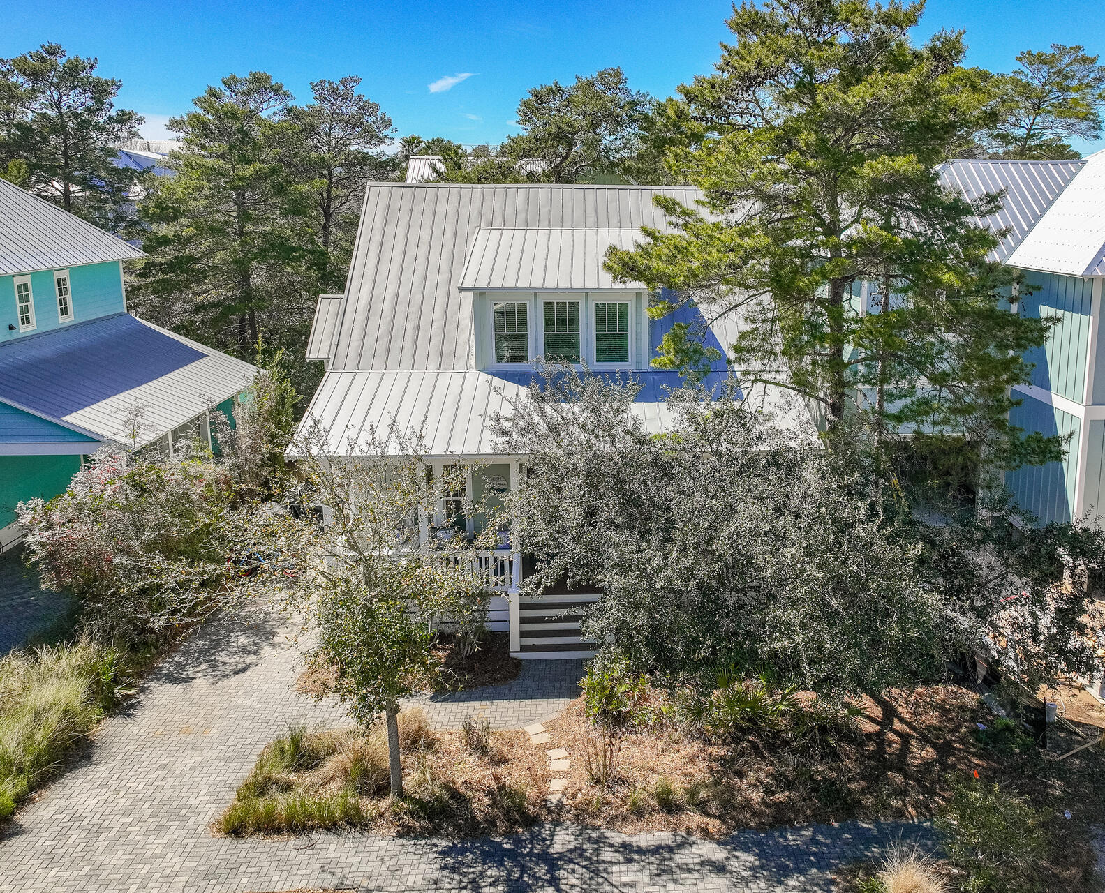 LAKESIDE AT BLUE MOUNTAIN BEACH - Residential