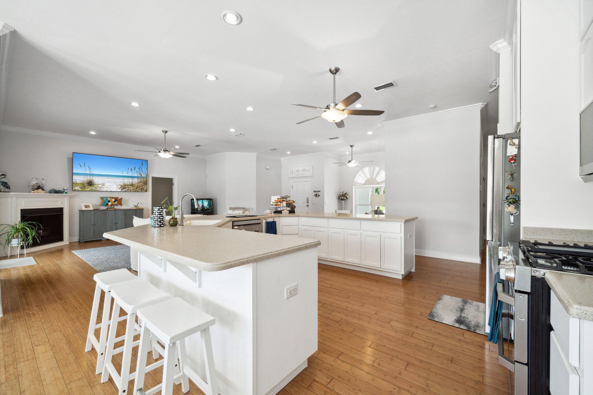 BAY POINT UNIT 1 - Residential