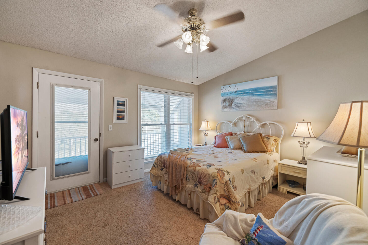 VILLA CHATEAUS - Residential