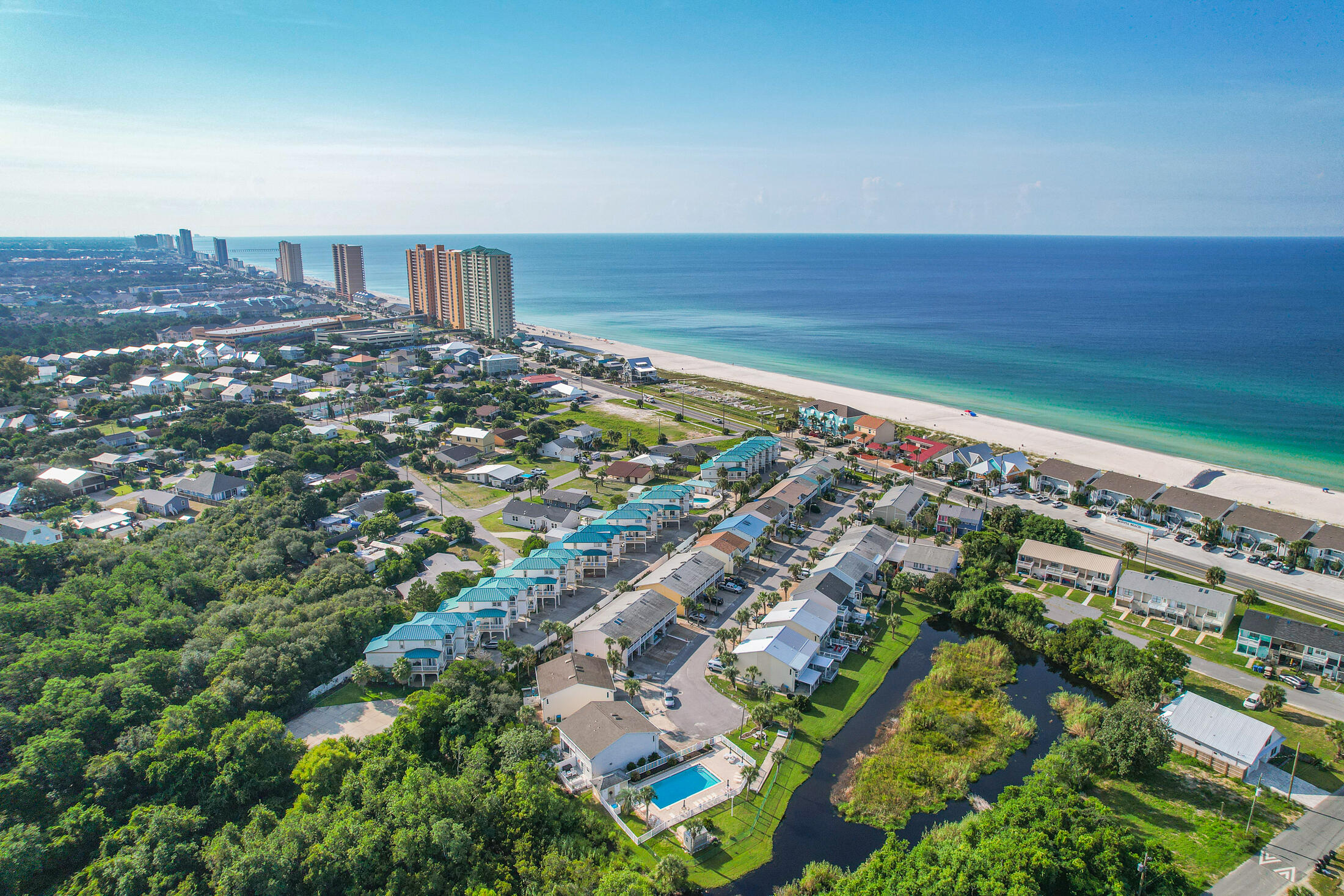 VILLA CHATEAUS - Residential