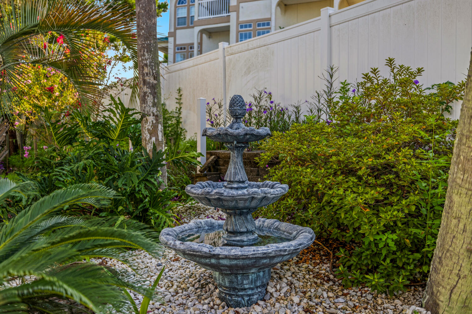 VILLA CHATEAUS - Residential