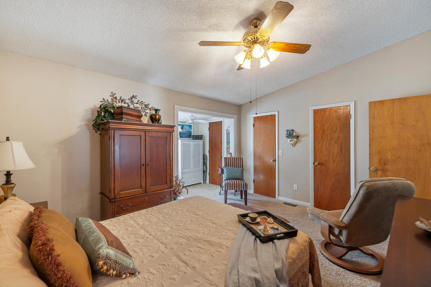 VILLA CHATEAUS - Residential