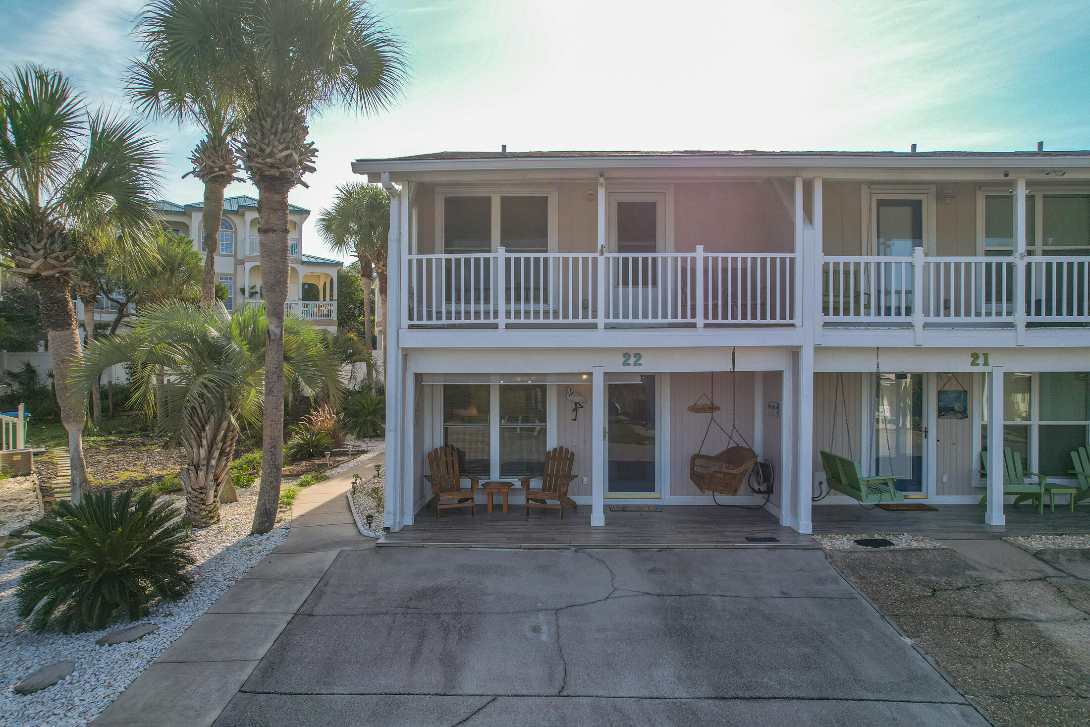 VILLA CHATEAUS - Residential