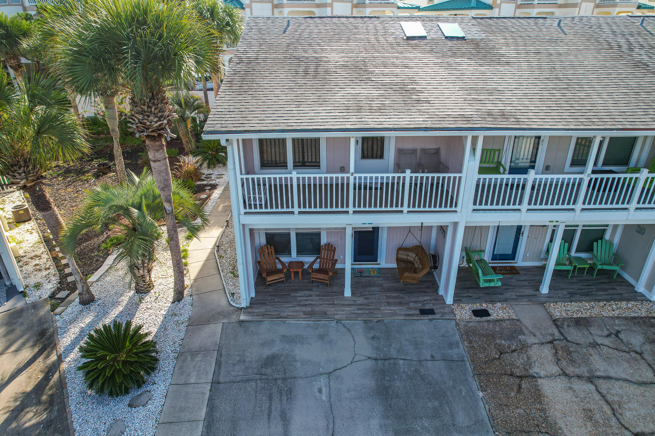 VILLA CHATEAUS - Residential