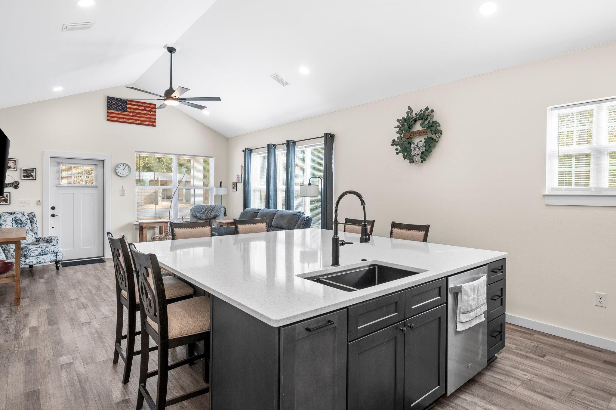 OAKWOOD LAKES ESTATES - Residential