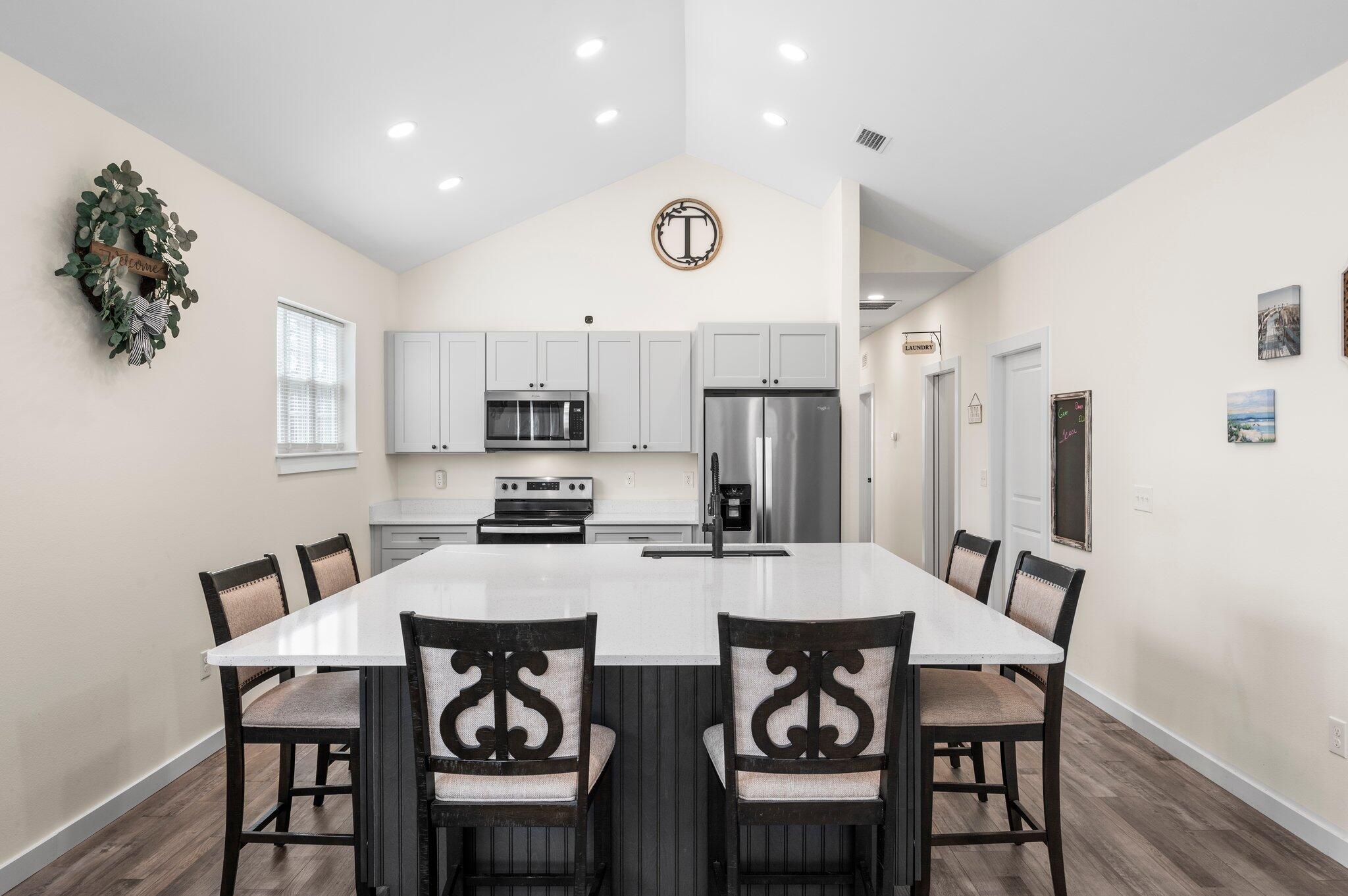 OAKWOOD LAKES ESTATES - Residential