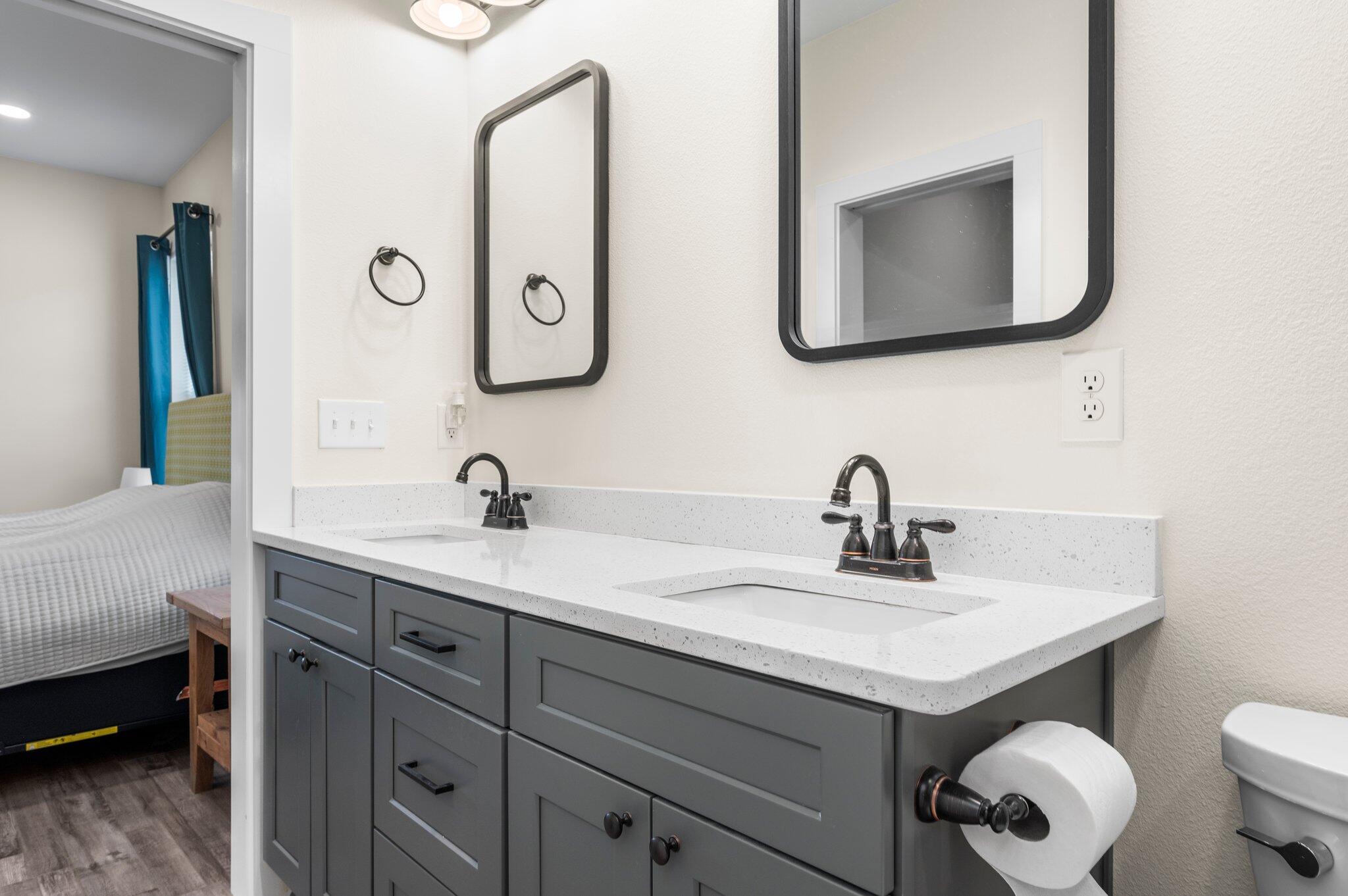 OAKWOOD LAKES ESTATES - Residential