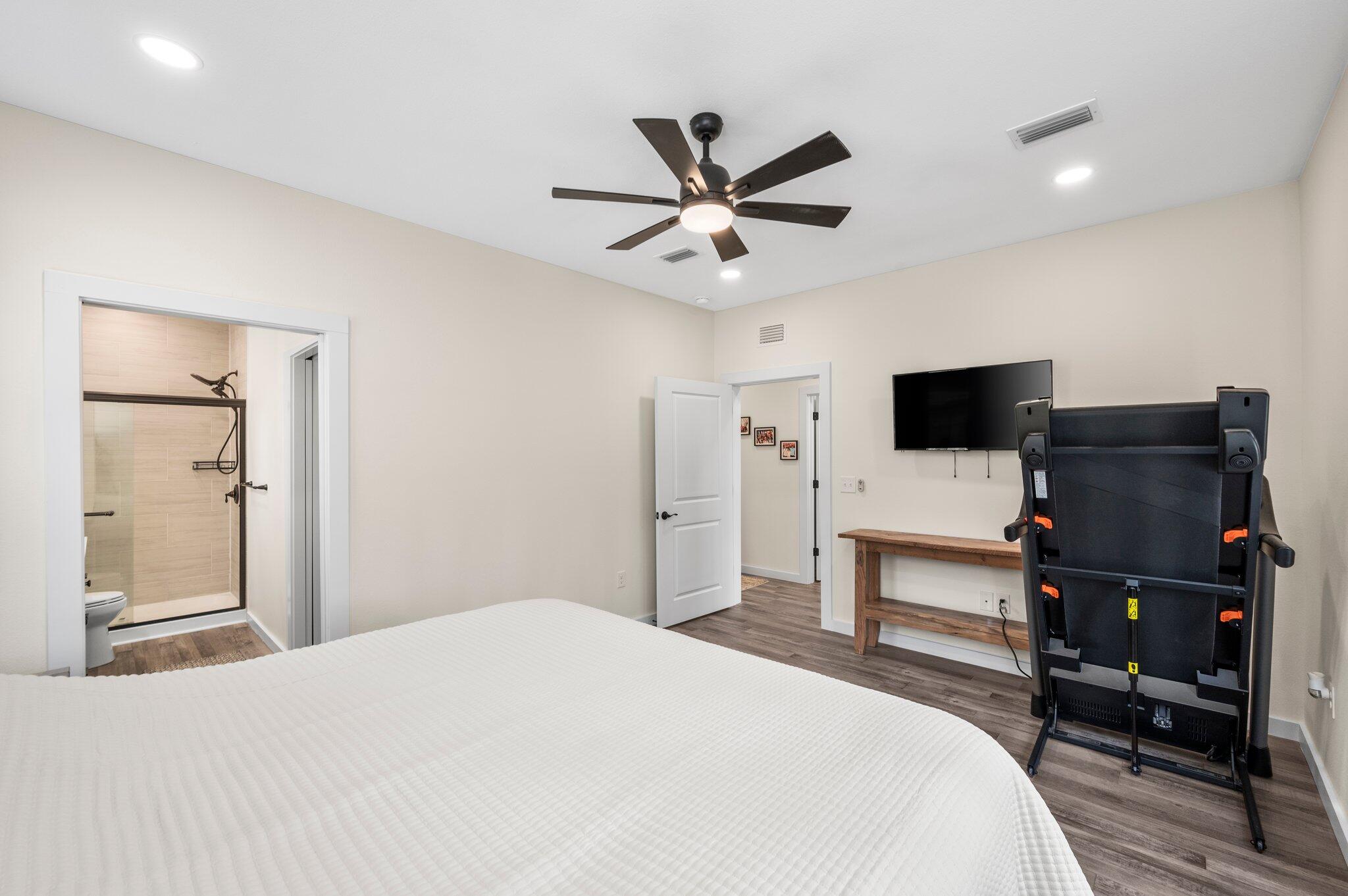 OAKWOOD LAKES ESTATES - Residential
