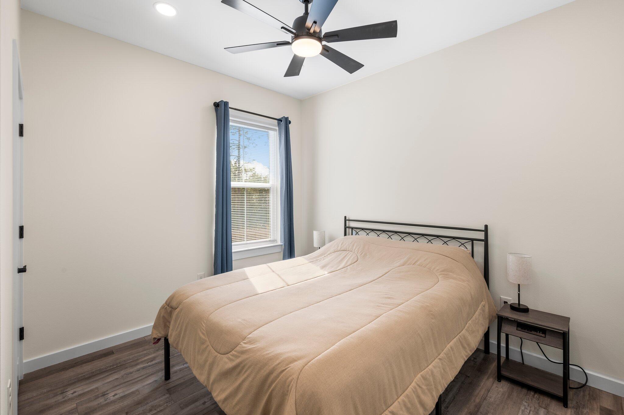 OAKWOOD LAKES ESTATES - Residential
