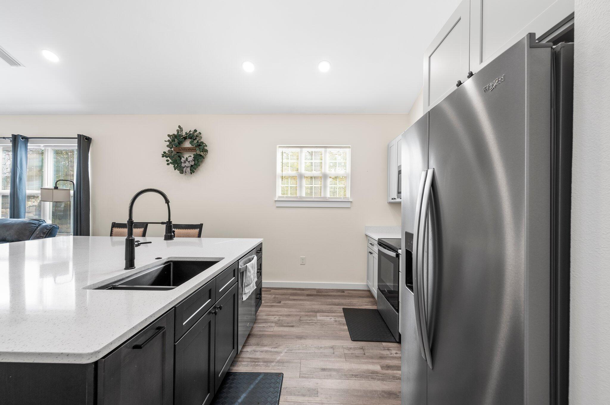 OAKWOOD LAKES ESTATES - Residential