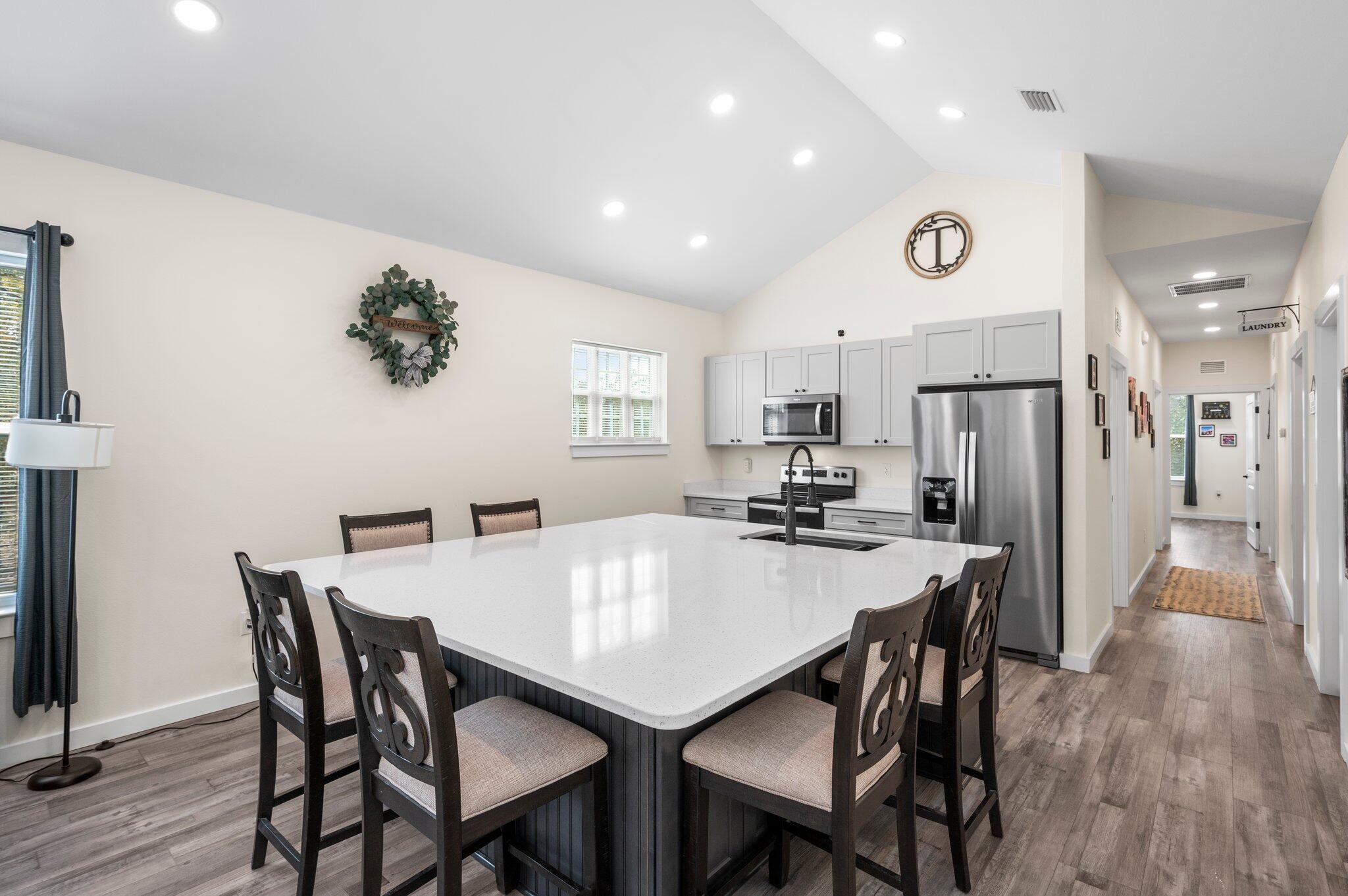 OAKWOOD LAKES ESTATES - Residential