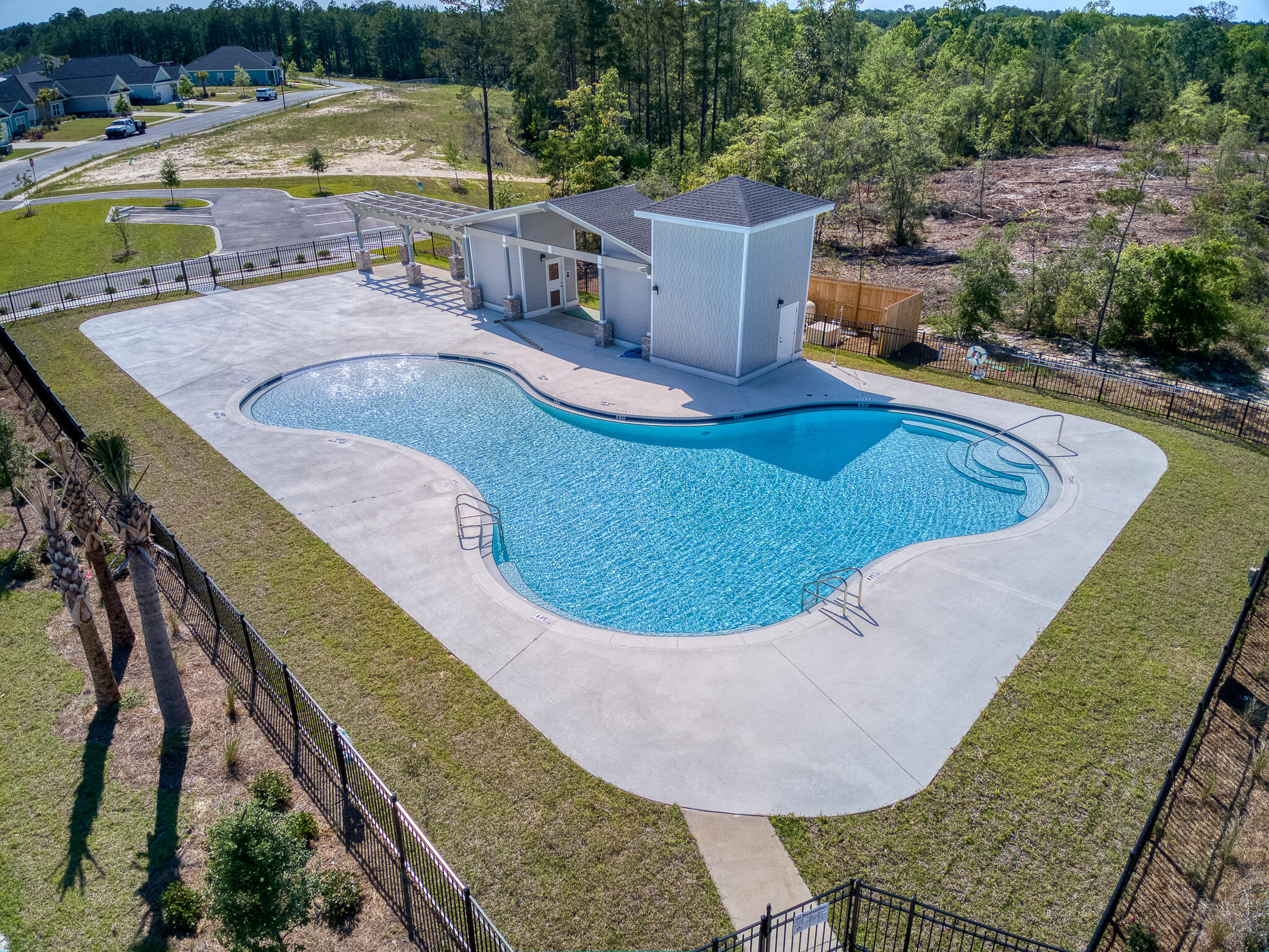 cross creek estates - Residential Lease