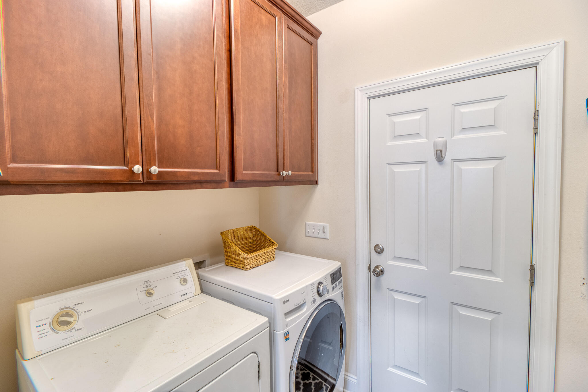 cross creek estates - Residential Lease