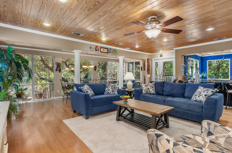 ALOMA S/D - Residential