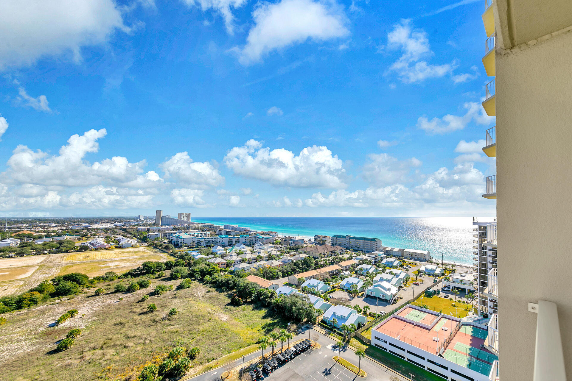 ARIEL DUNES - Residential