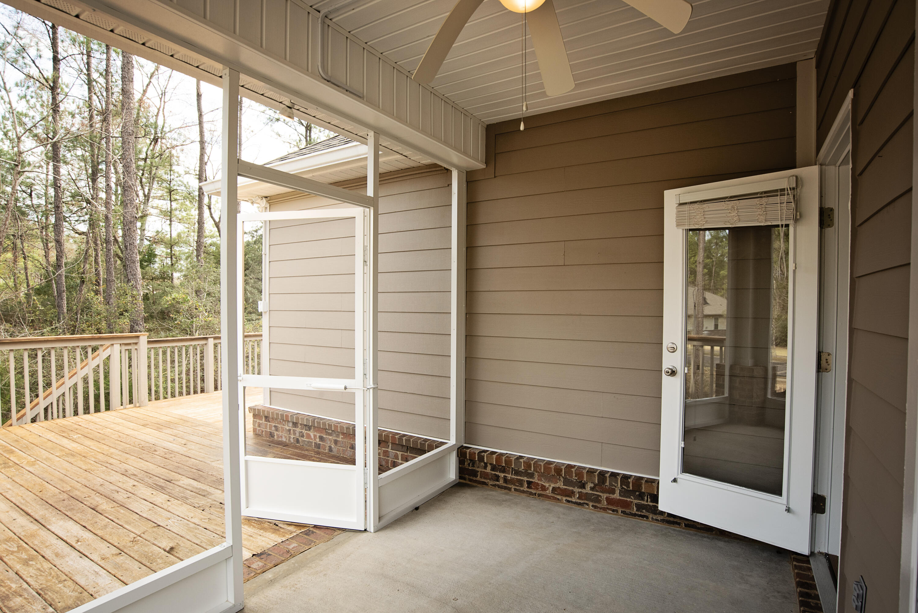 LAGRANGE LANDING - Residential