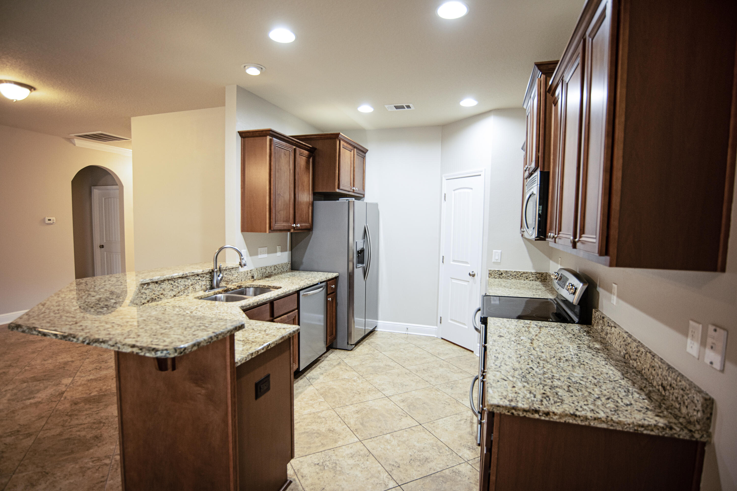 LAGRANGE LANDING - Residential