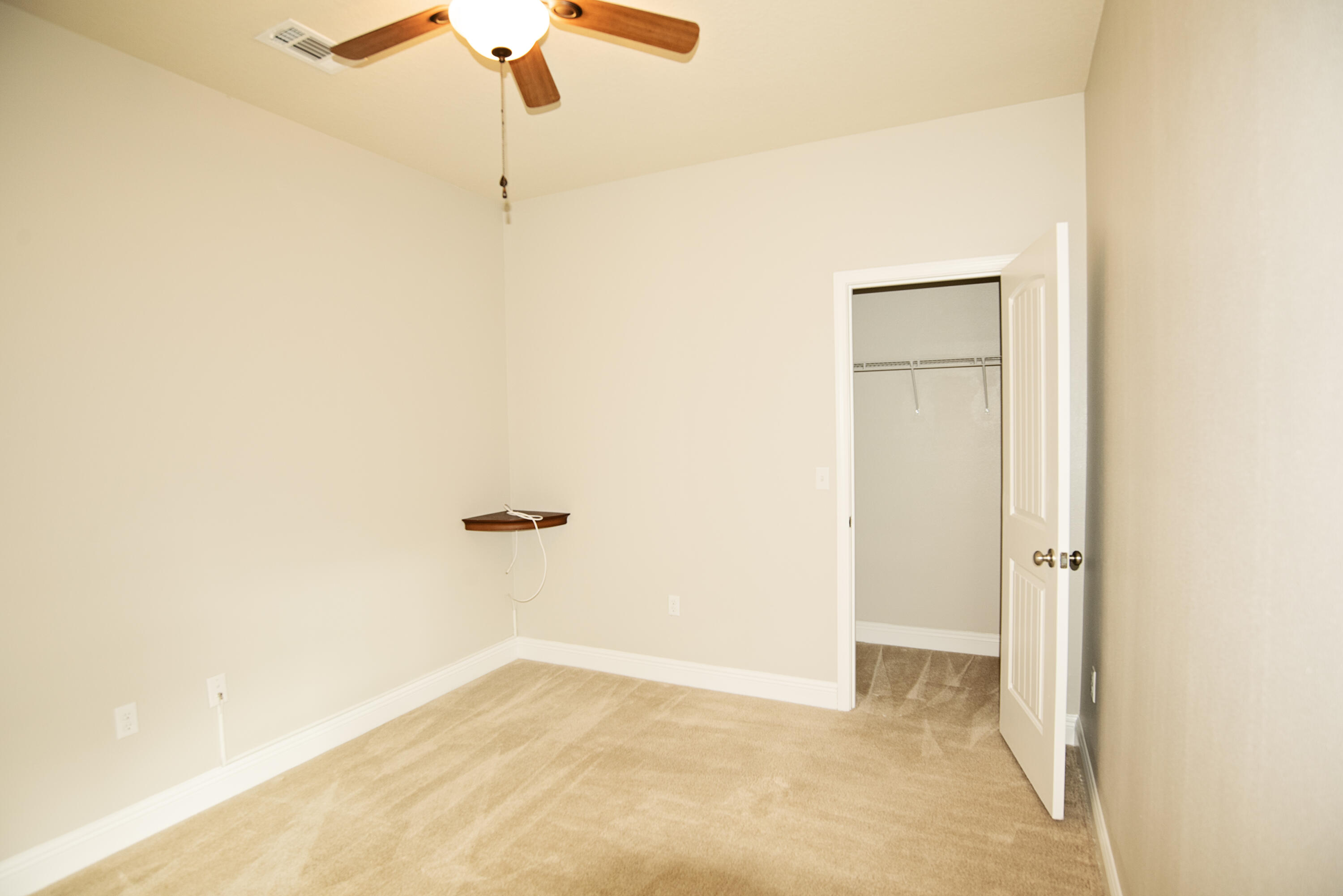 LAGRANGE LANDING - Residential