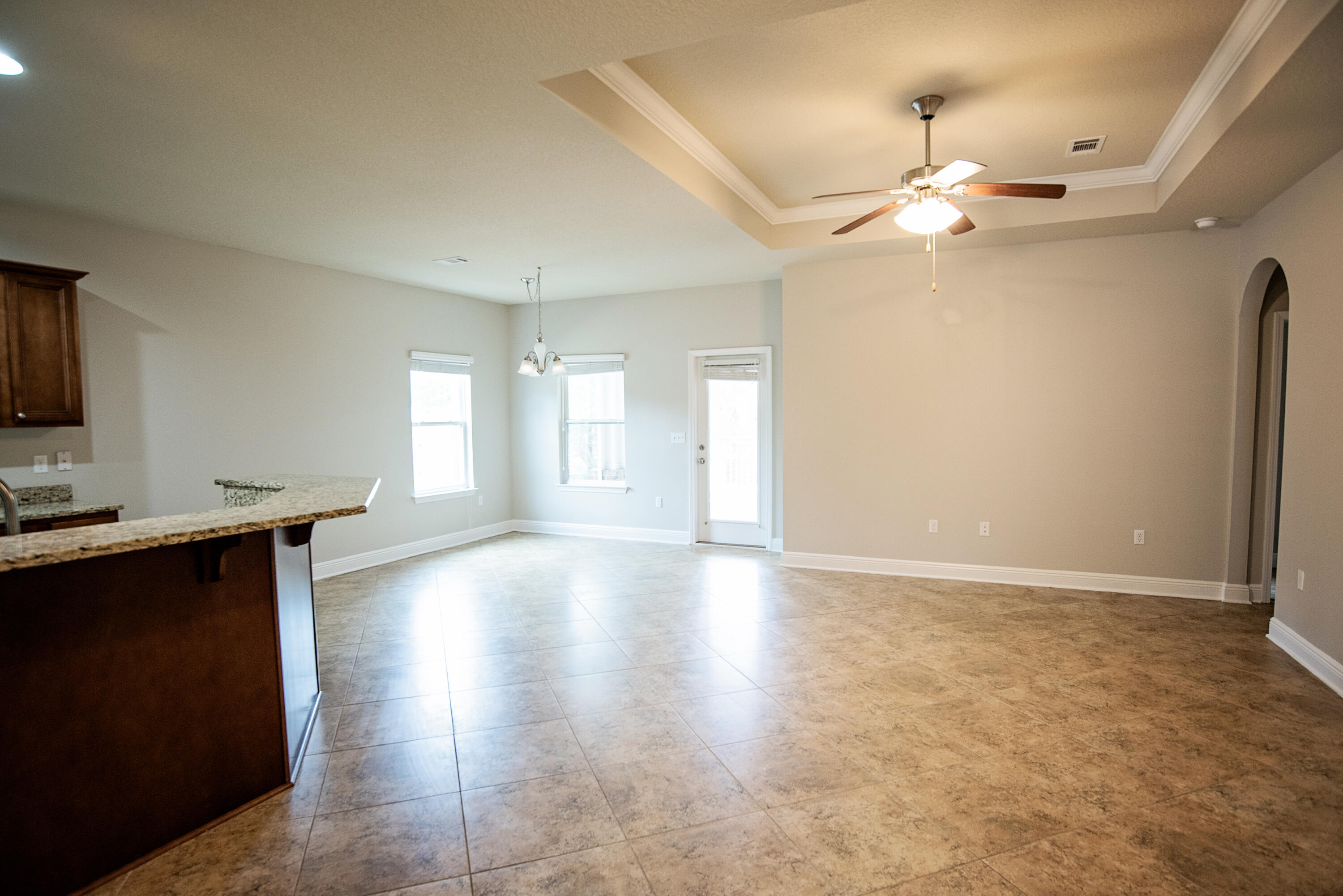LAGRANGE LANDING - Residential