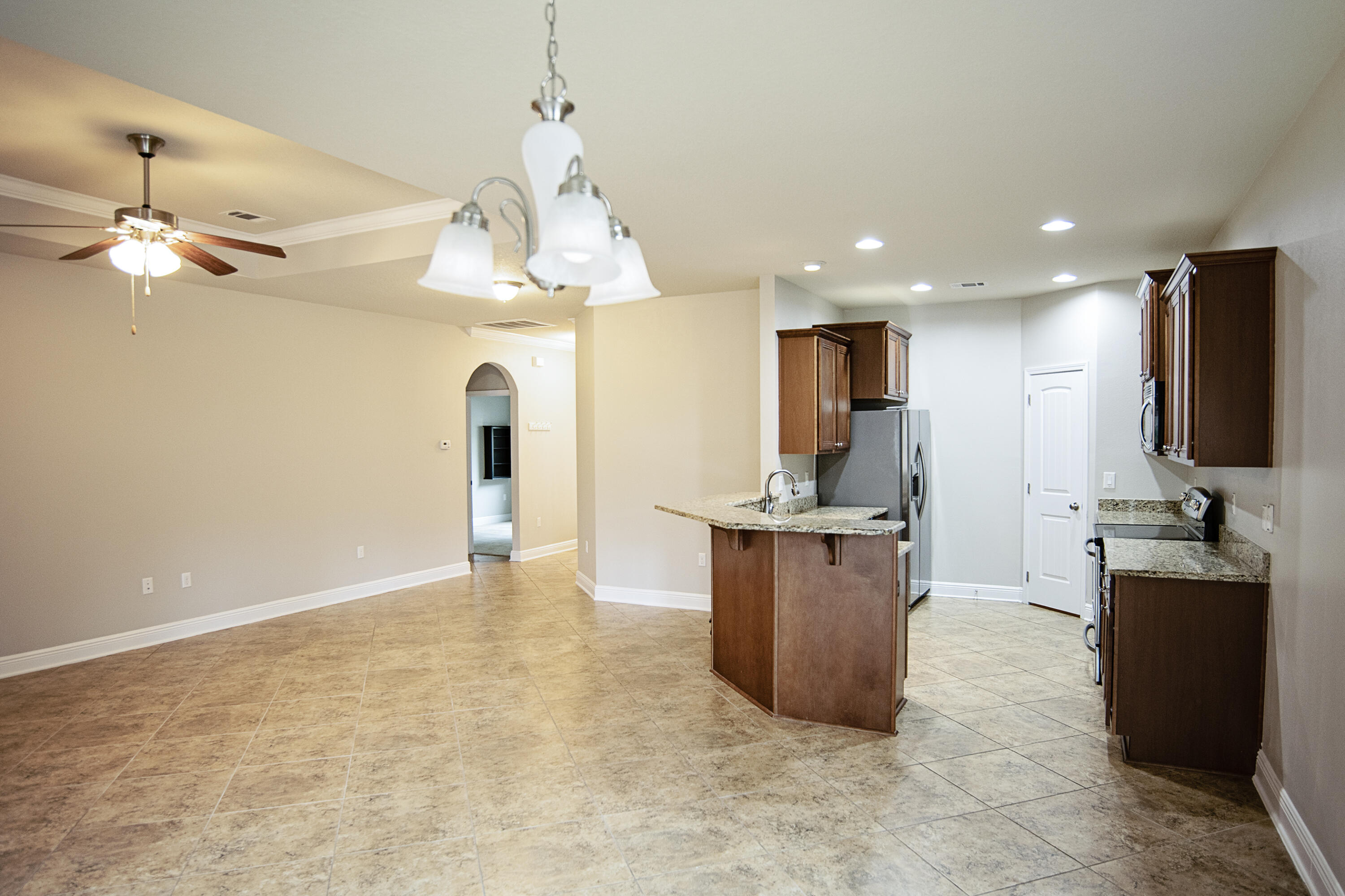 LAGRANGE LANDING - Residential