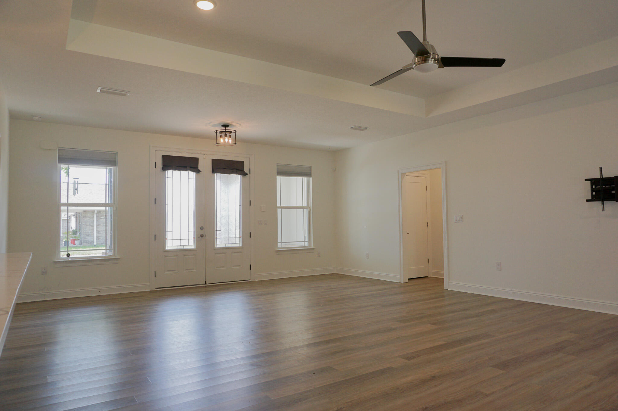 HOMEWOOD EST - Residential Lease