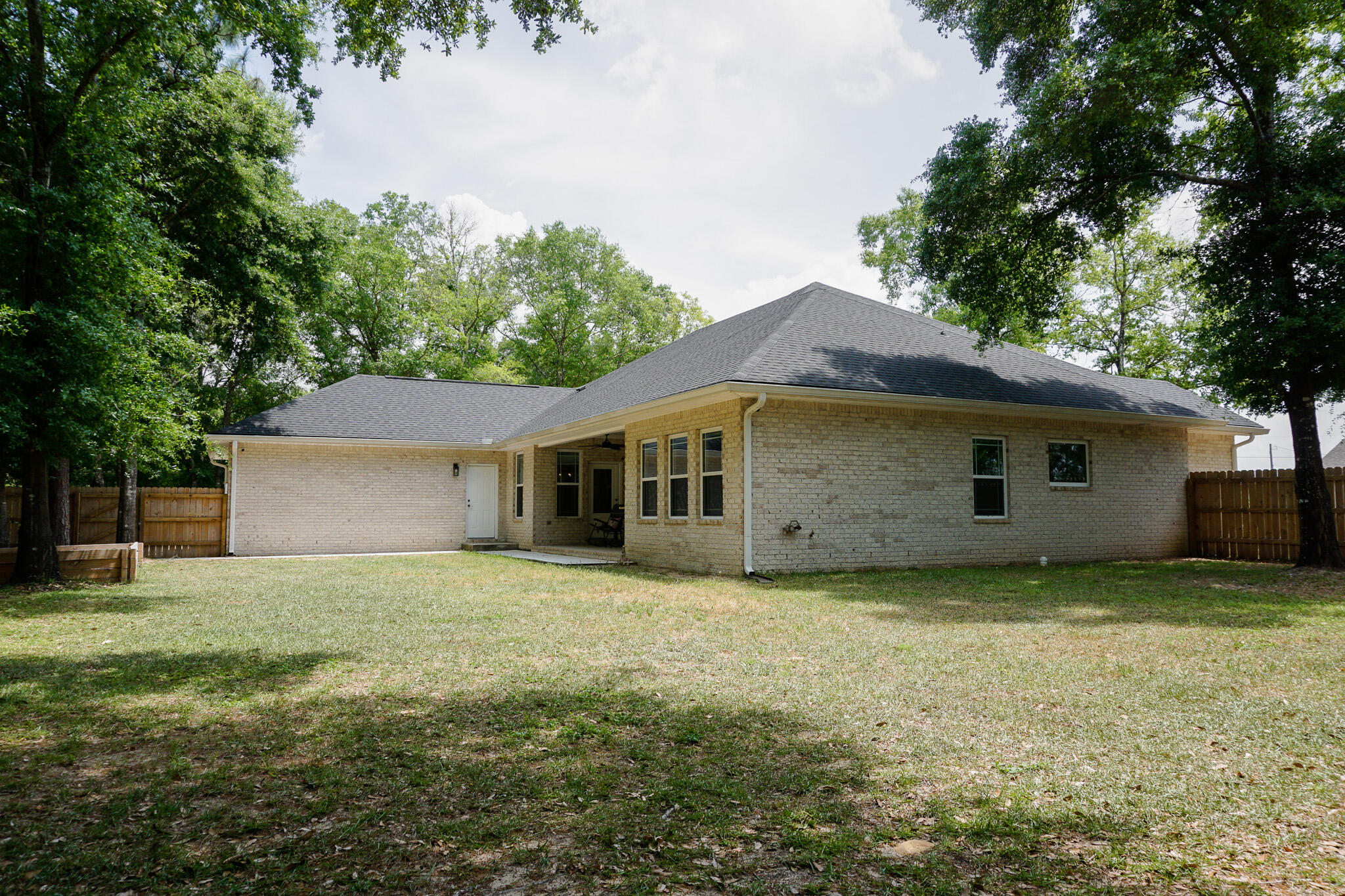 HOMEWOOD EST - Residential Lease