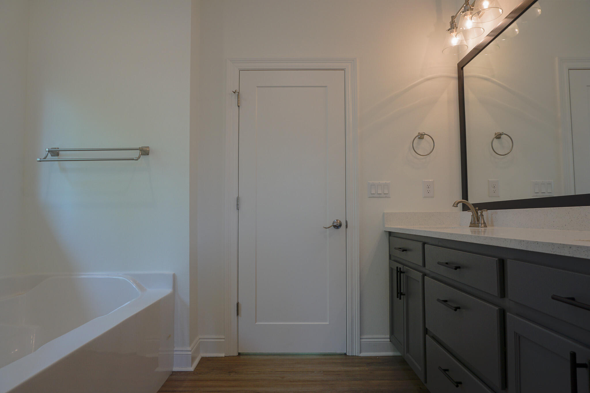 HOMEWOOD EST - Residential Lease