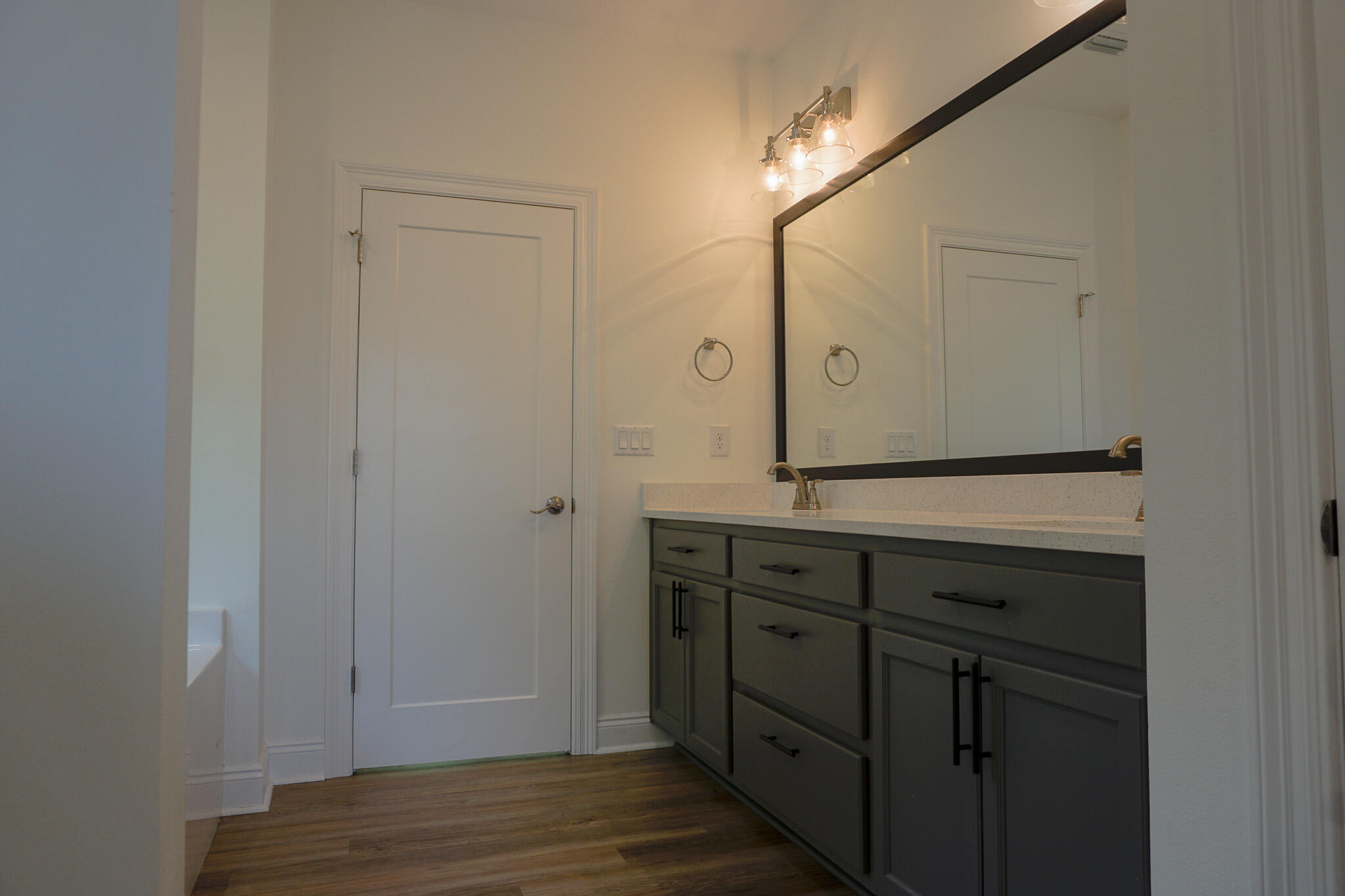 HOMEWOOD EST - Residential Lease